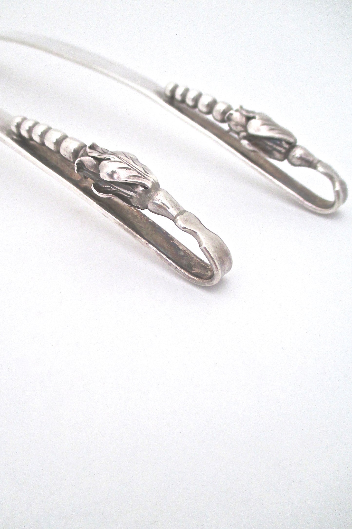 detail Felipe Ramirez Mexico vintage heavy silver Blossom style servers
