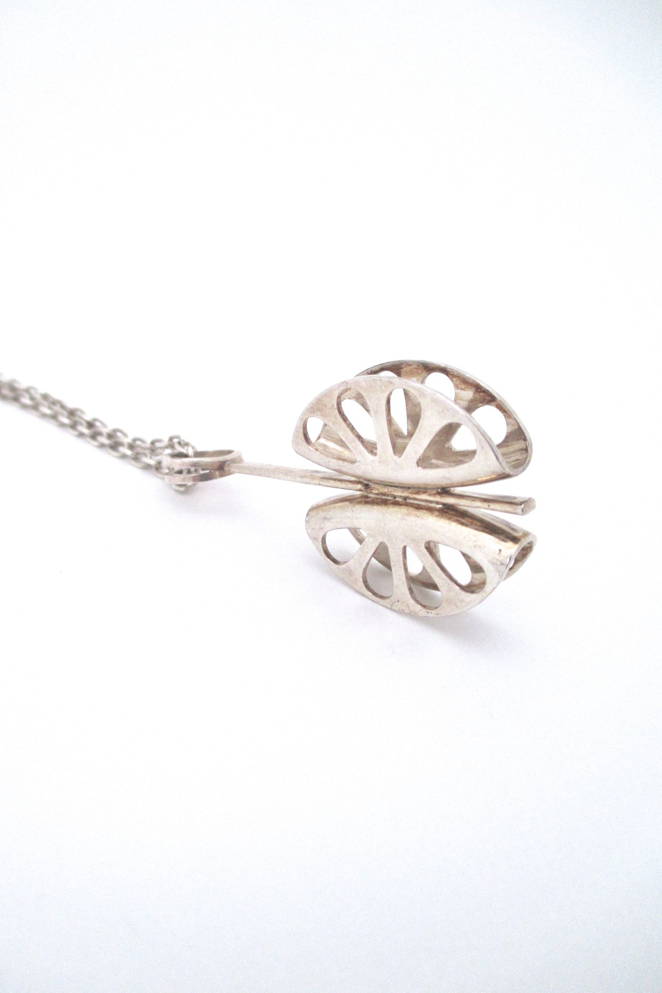 Elis Kauppi dimensional silver pendant