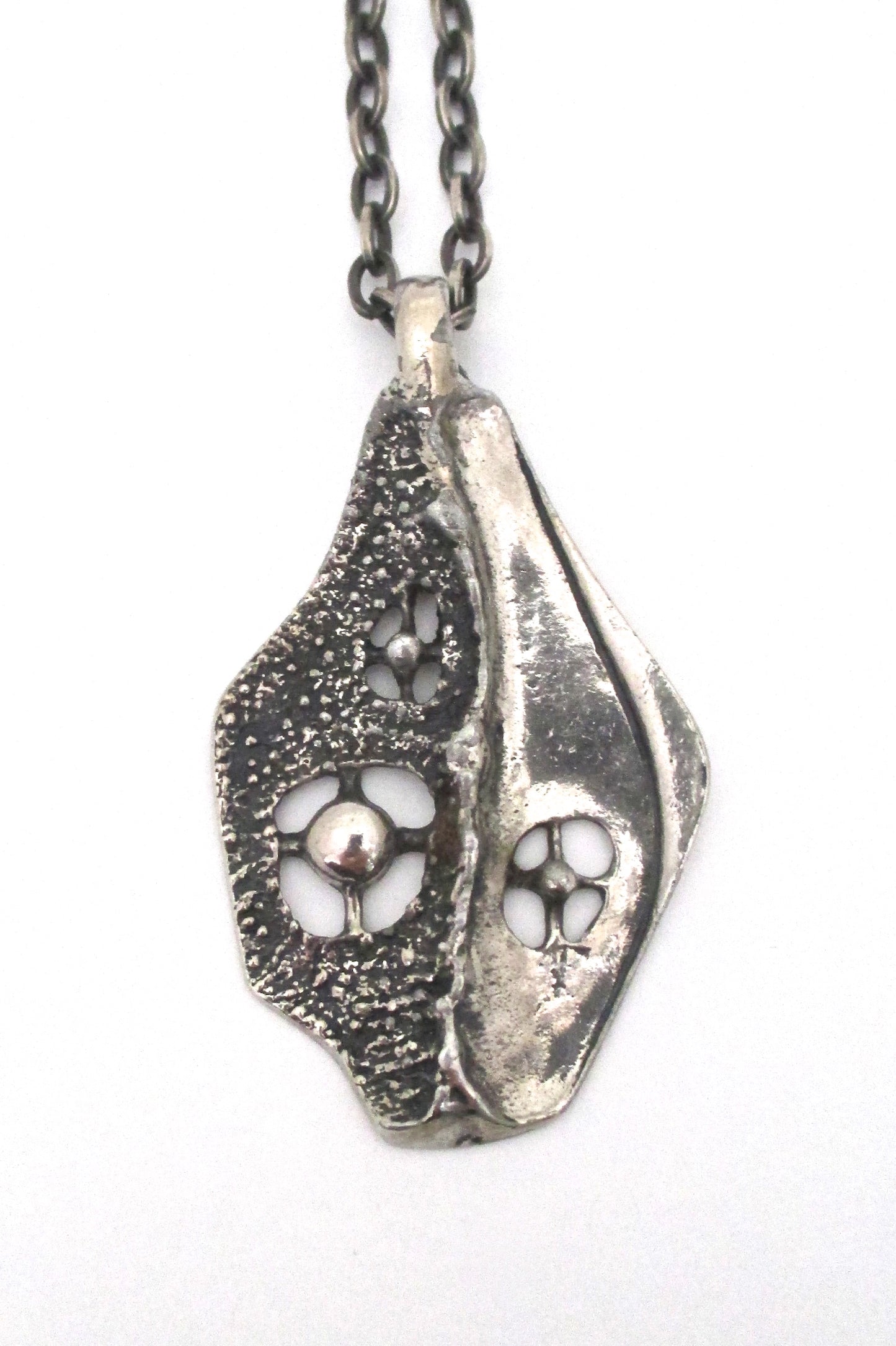 Robert Larin openwork pendant necklace