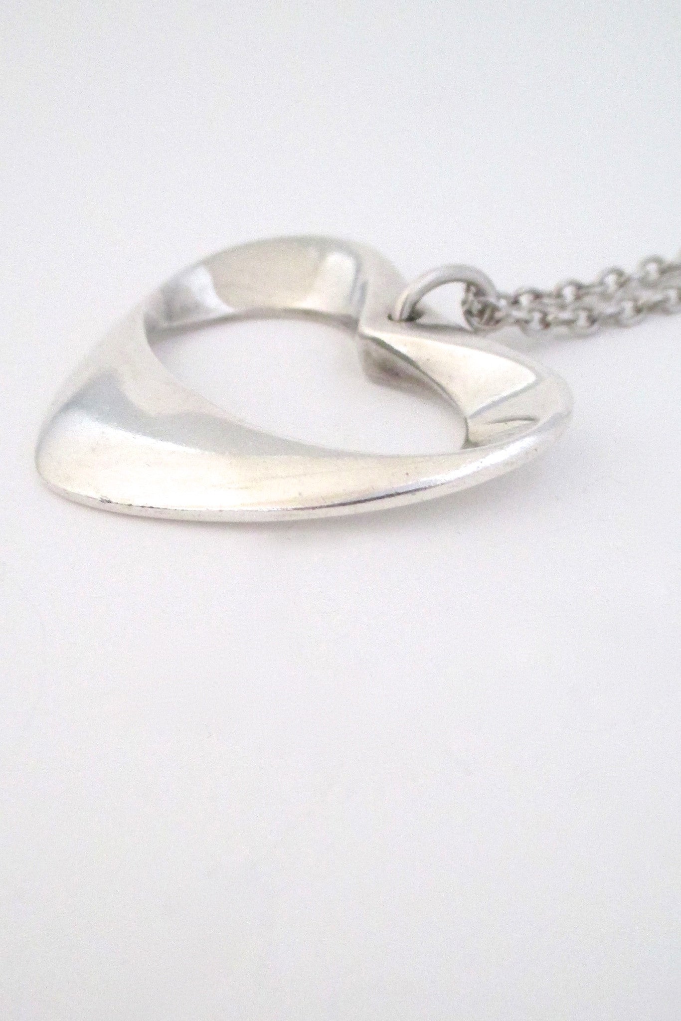 profile Georg Jensen Denmark large modernist heart pendant 152 by Henning Koppel
