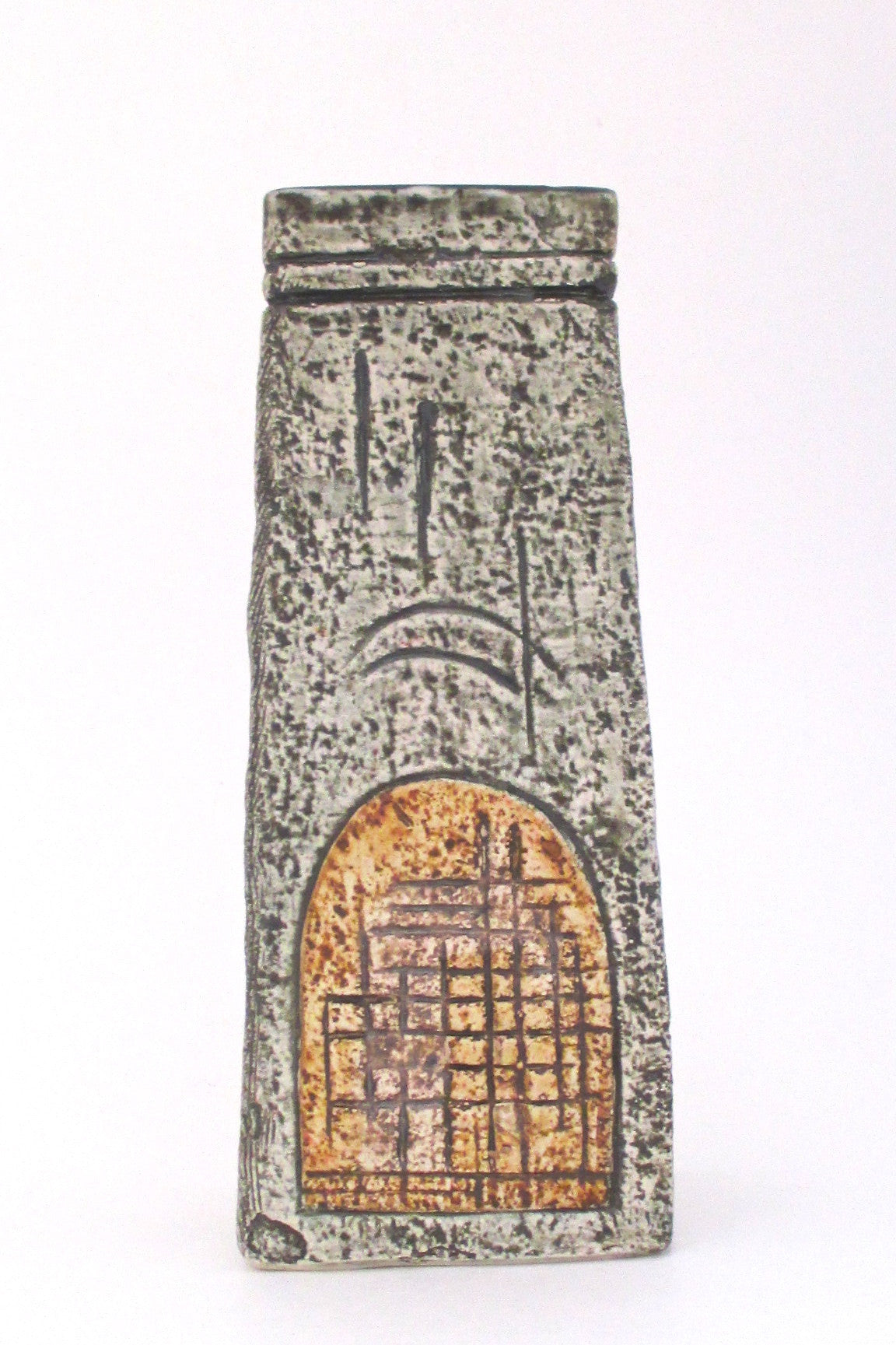 front Troika Cornwall vintage brutalist vase by Anne Jones 1976 or 77