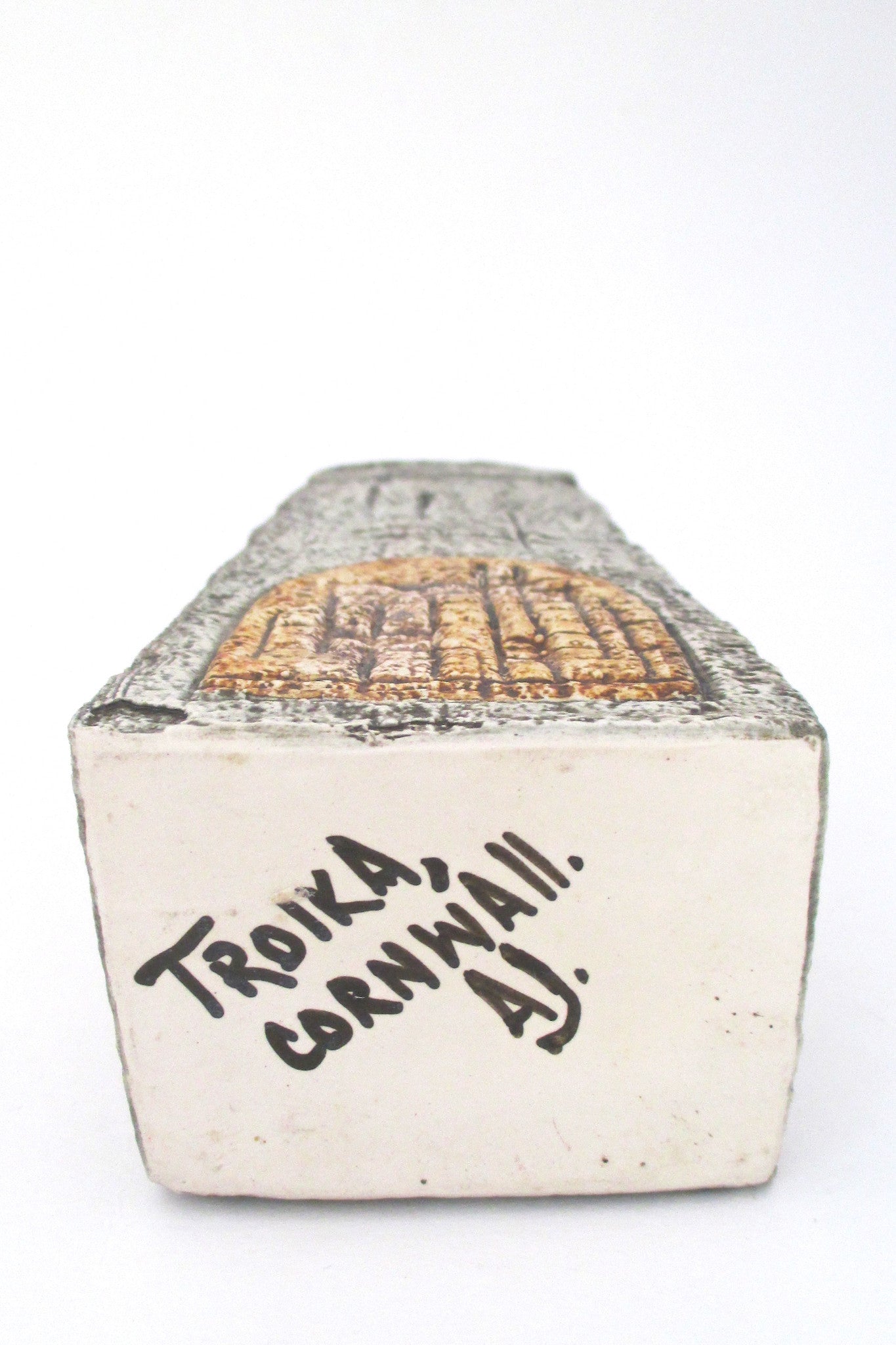 Troika vase by Anne Jones