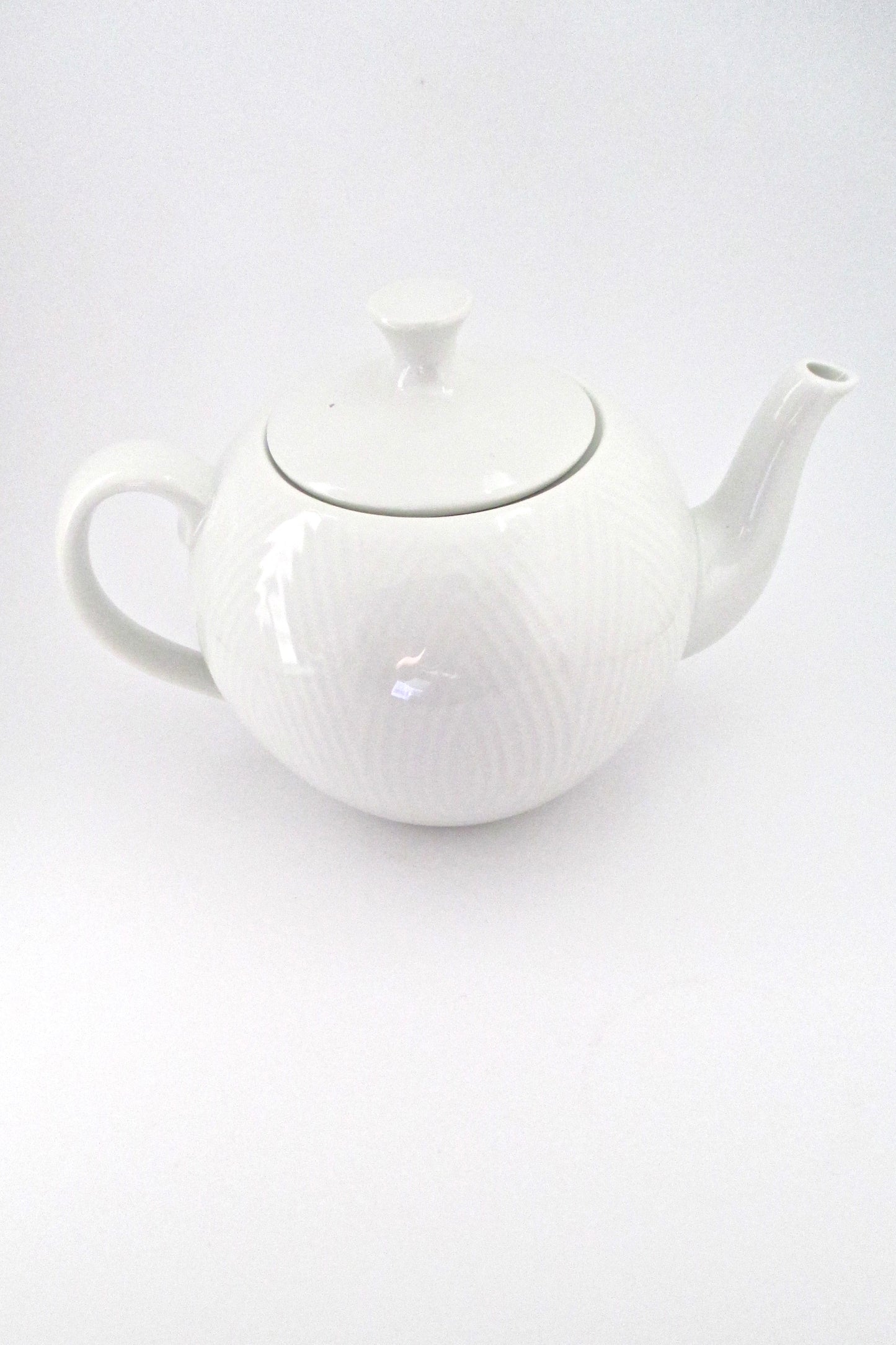 detail Royal Copenhagen Denmark vintage mid century modern large Salto teapot Axel Salto 1950s