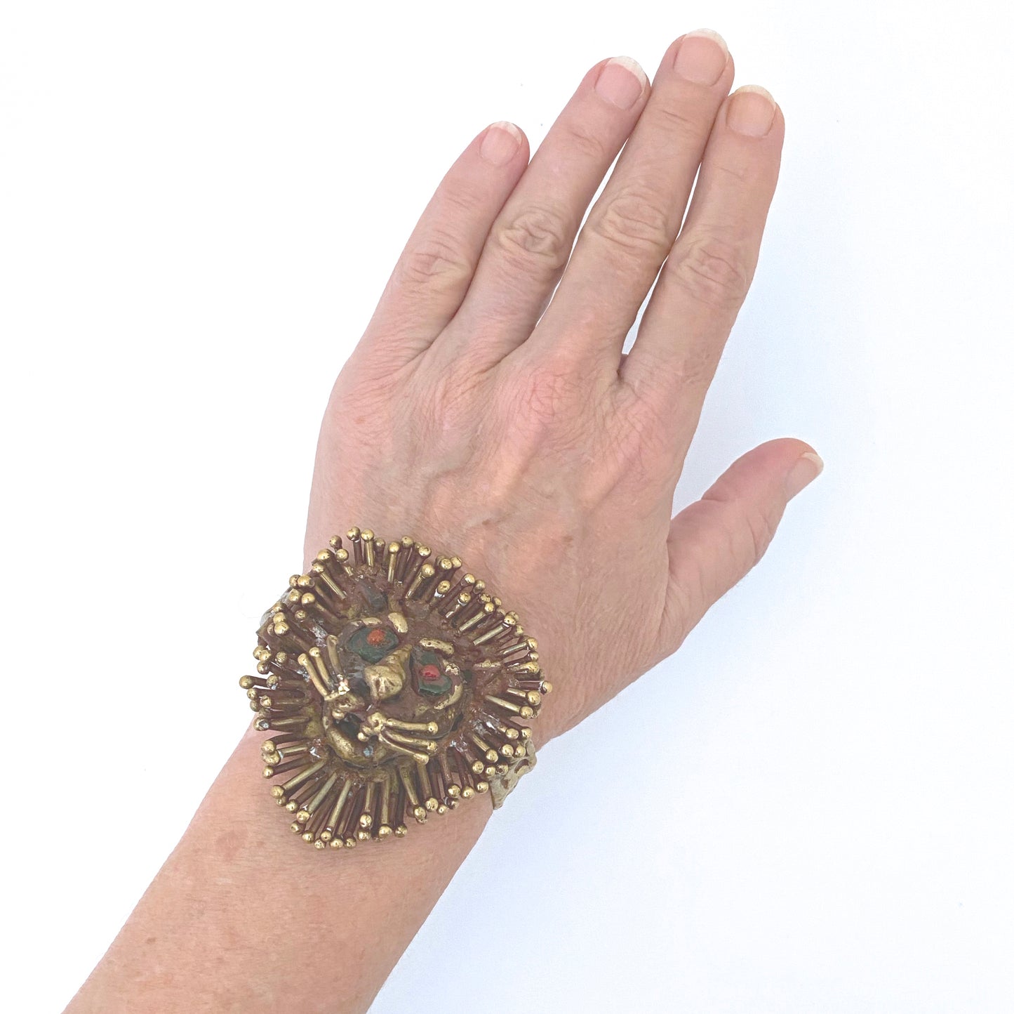 scale Pal Kepenyes Mexico large vintage brutalist brass lion bracelet Modernist jewelry design
