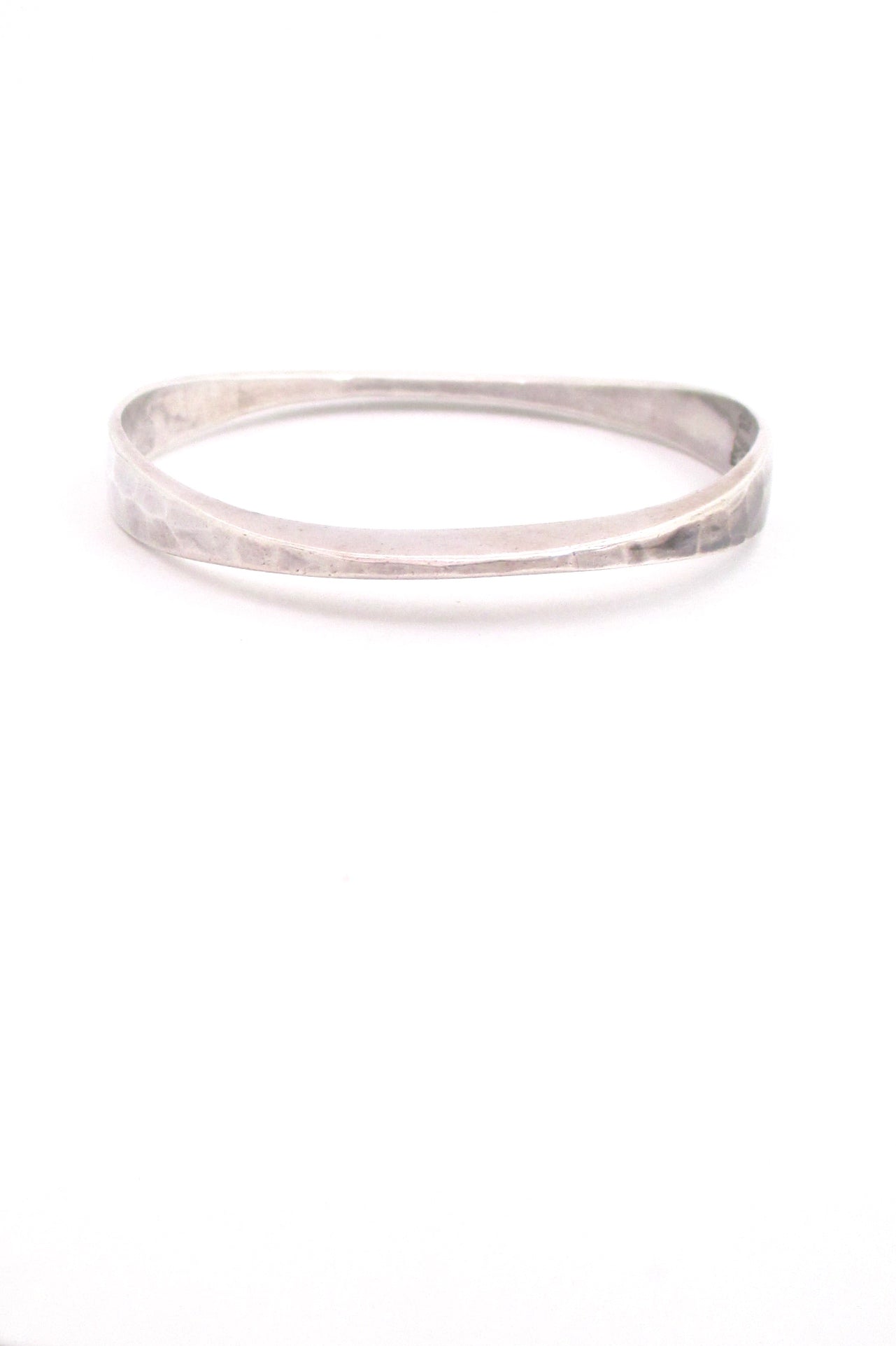 profile Tone Vigeland Plus Studios Norway heavy hammered silver bangle bracelet Scandinavian Modernist design vintage jewelry