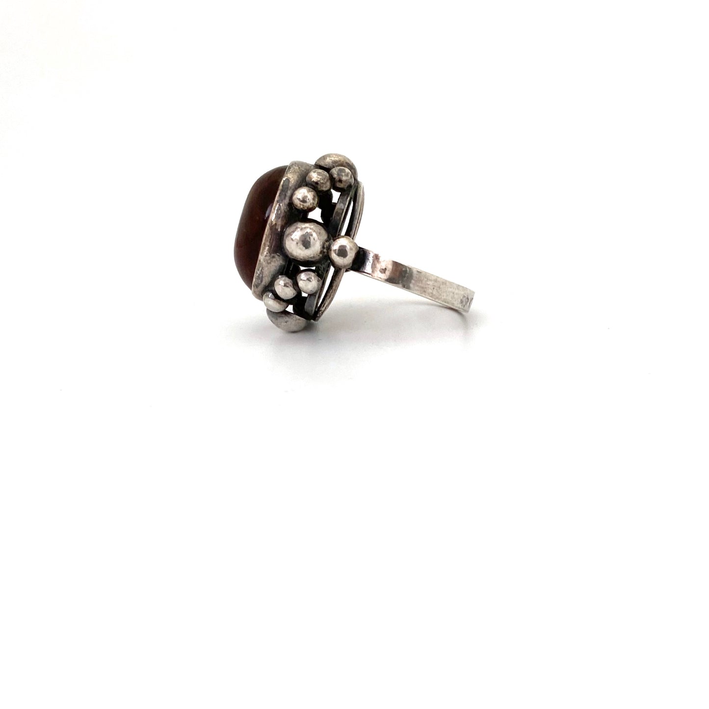 profile Rytosztuka Poland vintage silver and amber ring