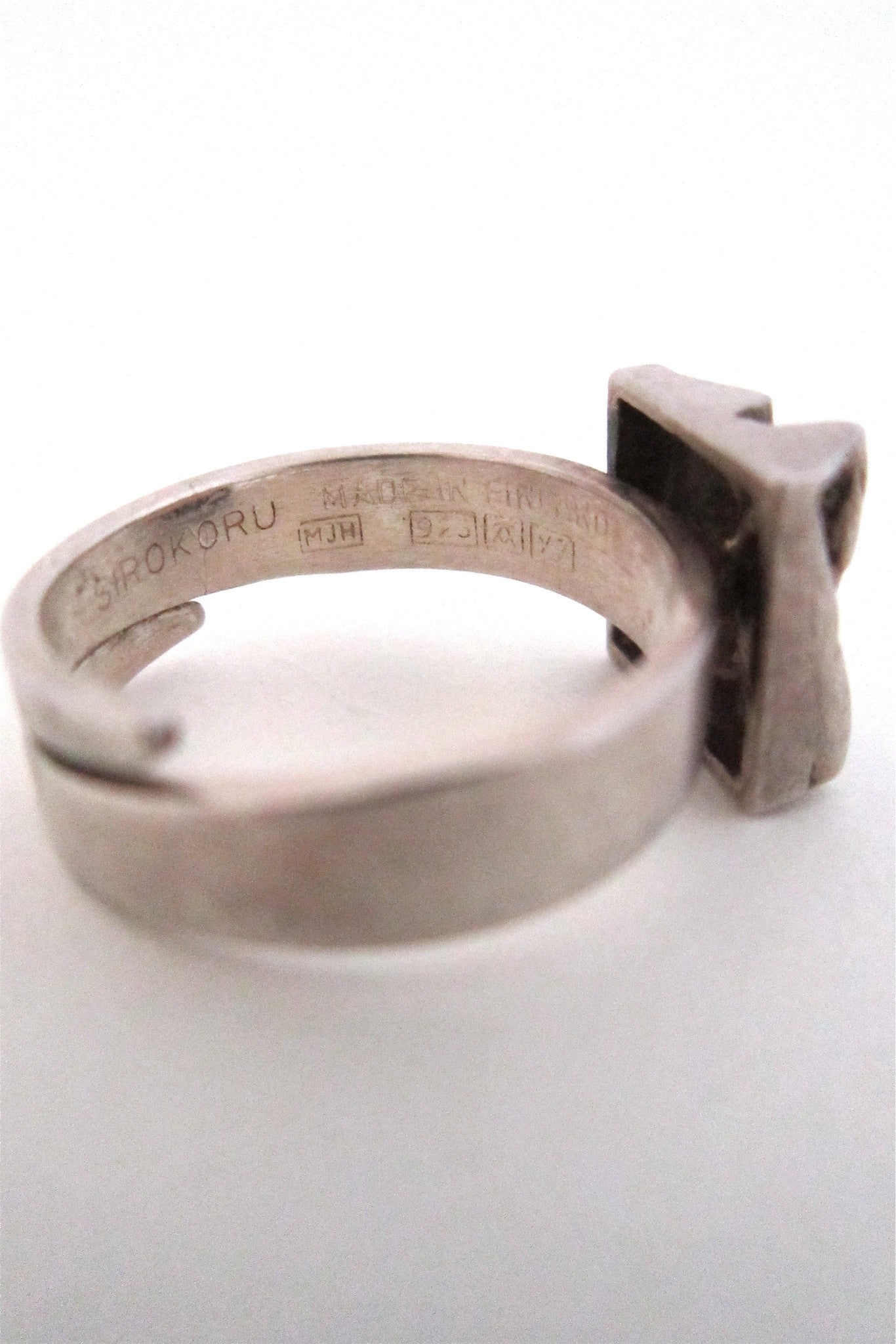 Matti Hyvarinen 'bark square' ring