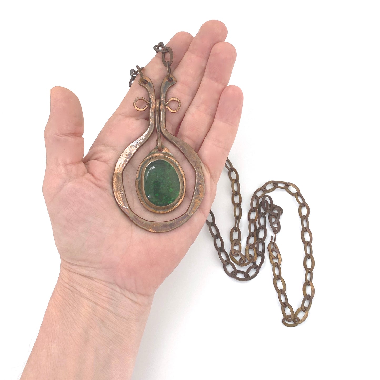 detail scale Rafael Alfandary Canada vintage brutalist copper grass green glass classic kinetic pendant necklace Canadian jewelry design