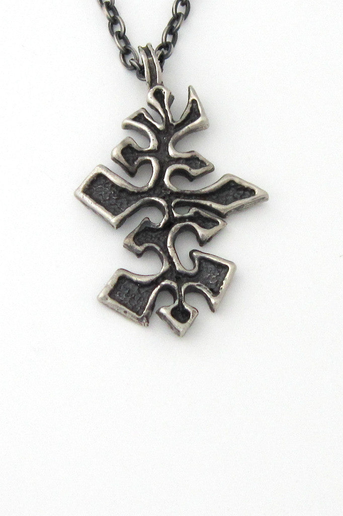 Robert Larin thunderbolt pendant
