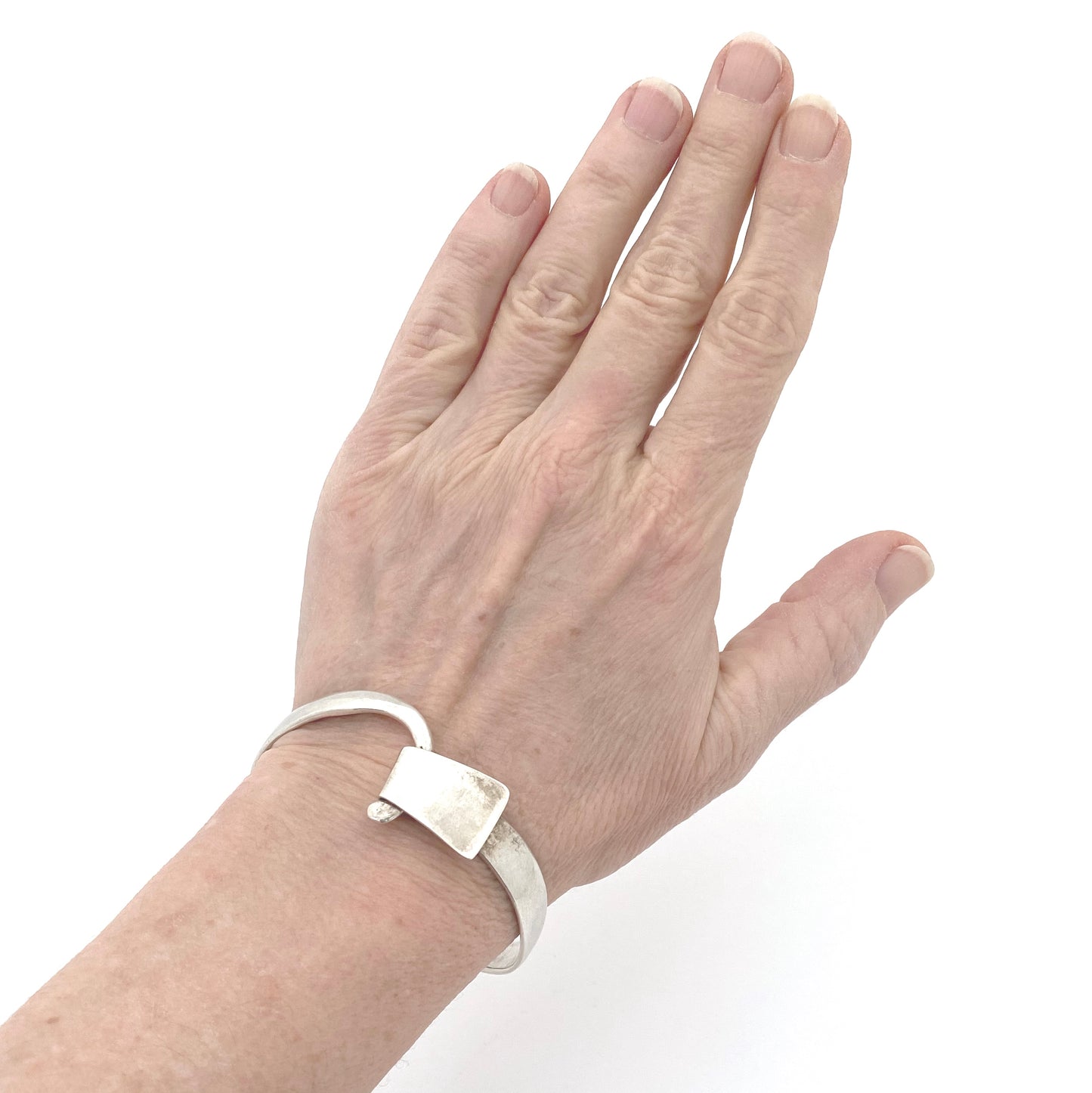 hand wrought hammered silver hook bracelet