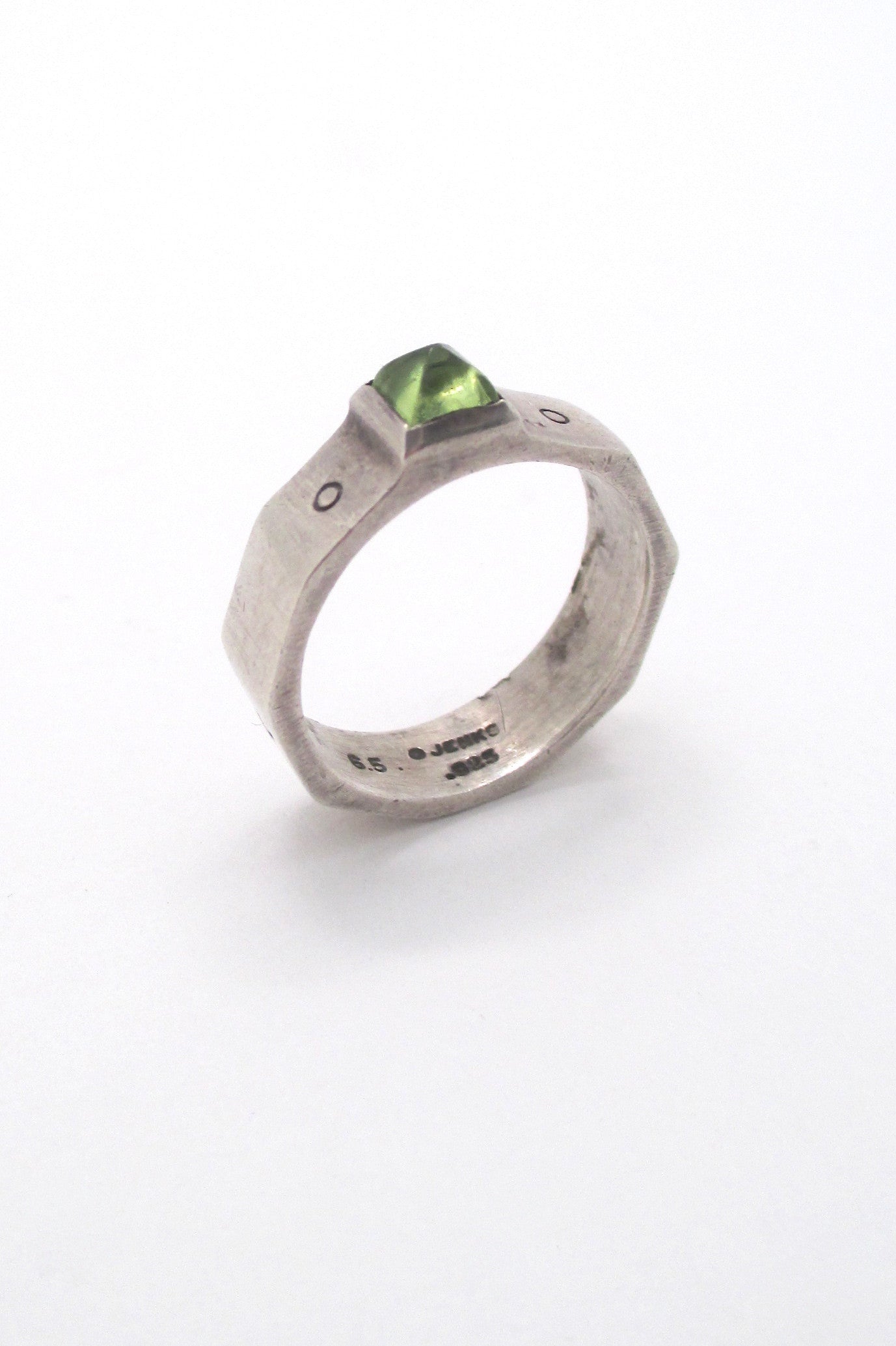 profile Lisa Jenks USA vintage boho sterling silver peridot ring