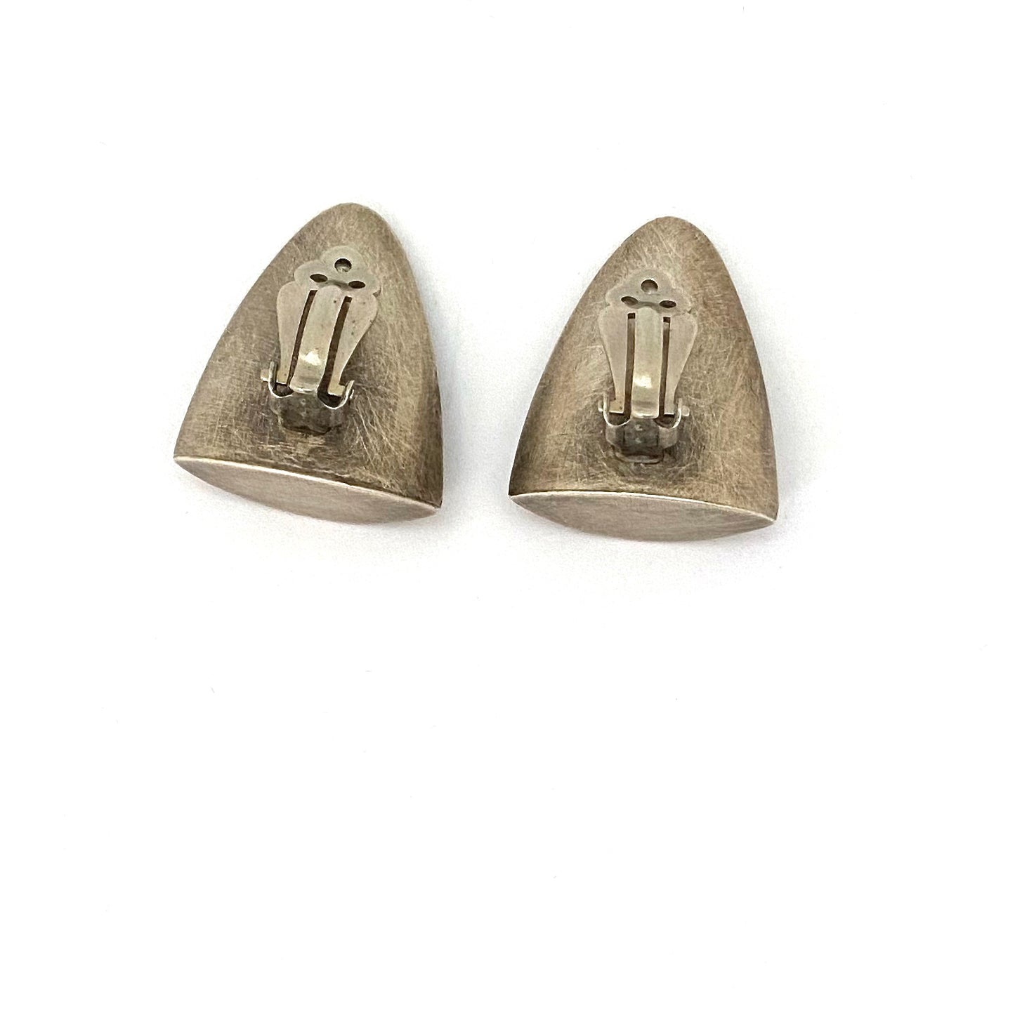 Baharal Gnida textured silver earrings ~ signed