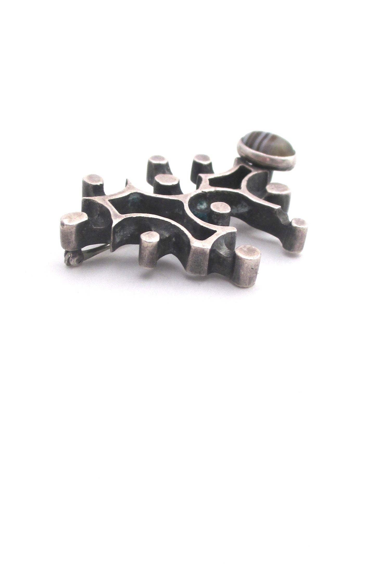detail Bernard Chaudron Canada vintage brutalist sterling silver agate brooch rare