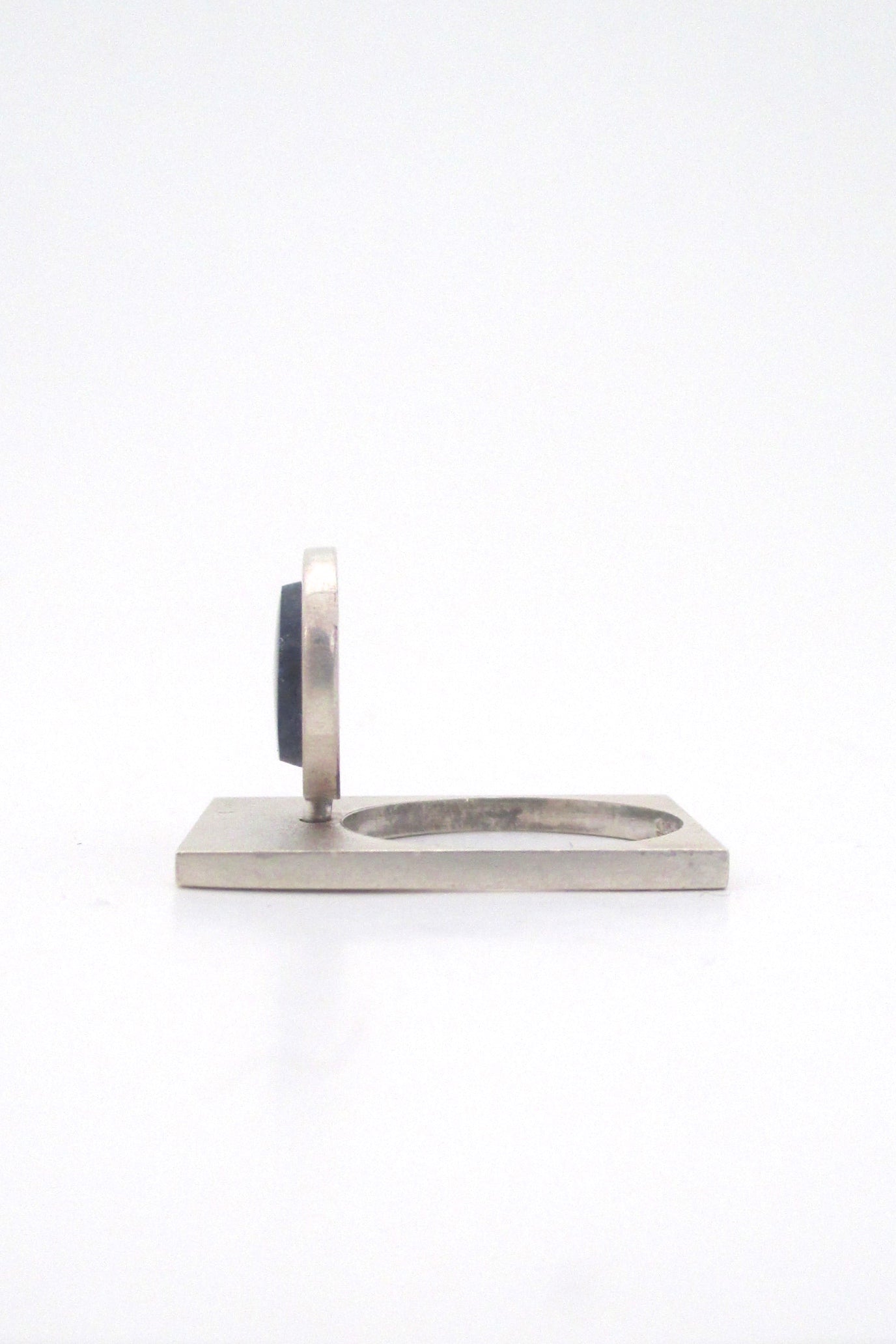 profile vintage Modernist silver and sodalite ring unusual design