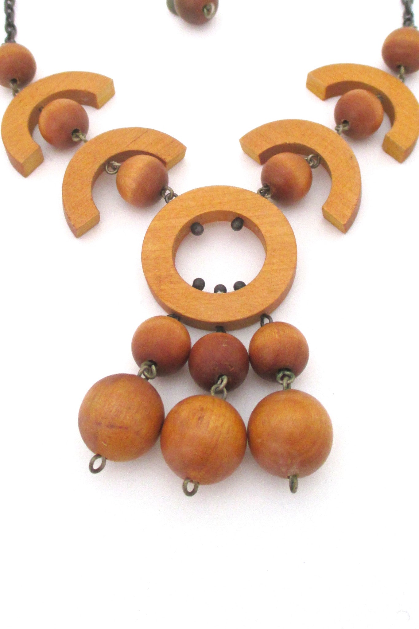 detail aarikka Finland large yellow dyed wood Scandinavian Modern kinetic necklace
