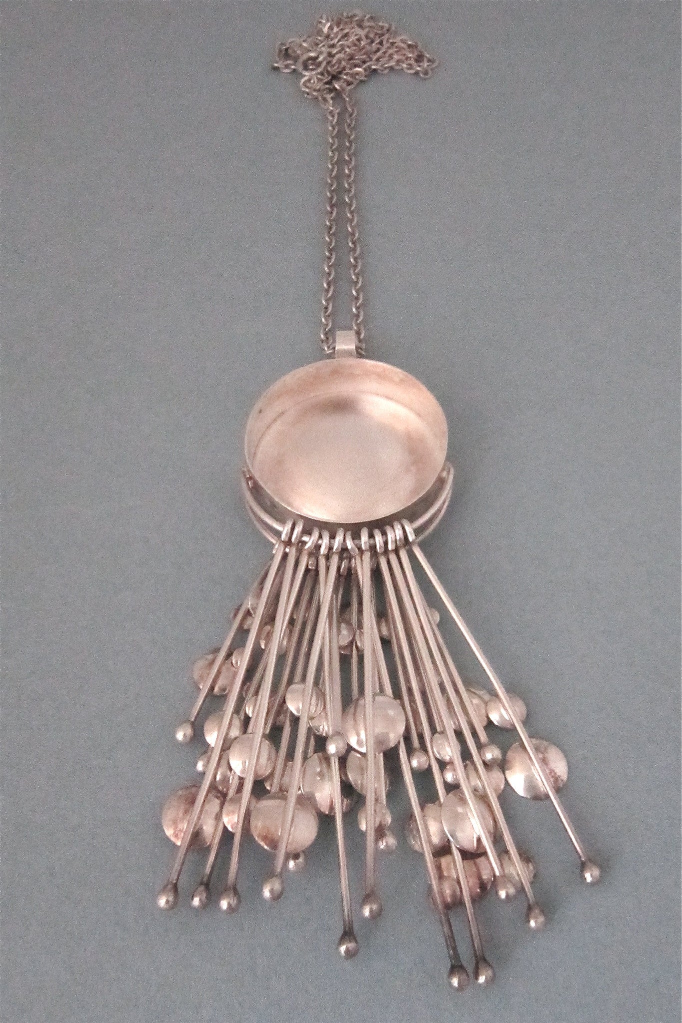 Kultateolisuus kinetic fireworks necklace
