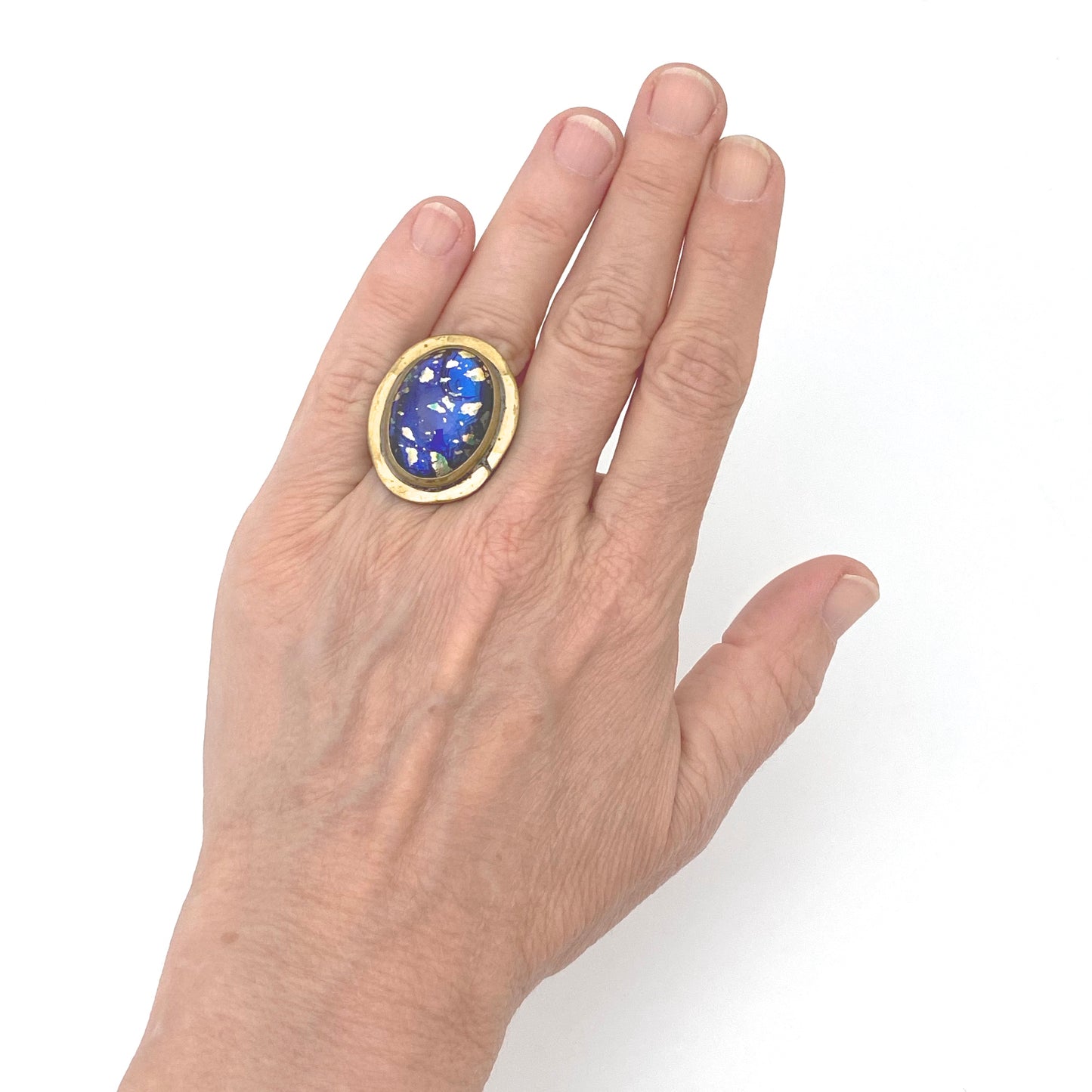 scale Rafael Alfandary Canada vintage brutalist brass glass large oval ring metallic fleck glass stone