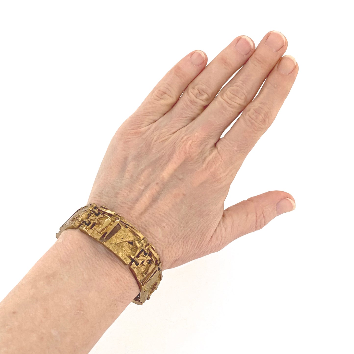 scale Jorma Laine Finland vintage gilt bronze brutalist panel link bracelet Scandinavian Modern jewelry design