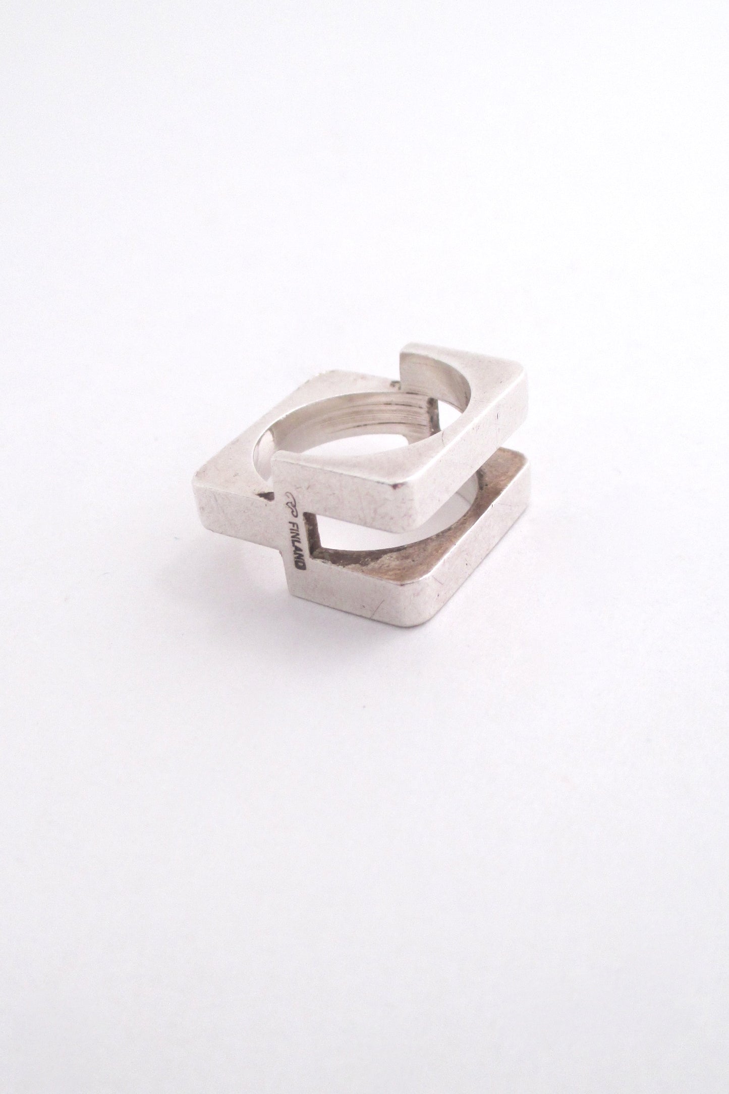 profile Pekka Piekainen vintage Scandinavian Modern sterling silver ring 1974