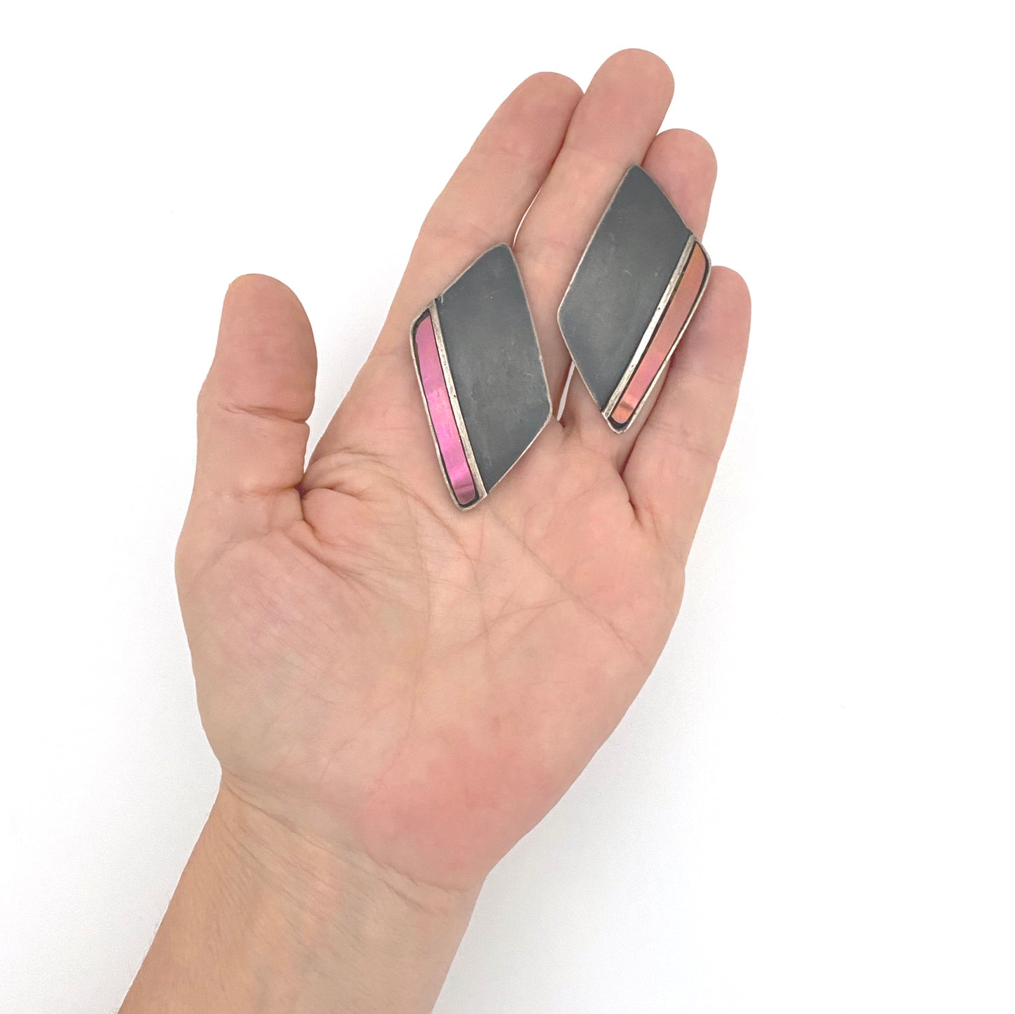 scale Janis Kerman Canada large vintage sterling silver niobium earrings 1982 Postmodern jewelry design