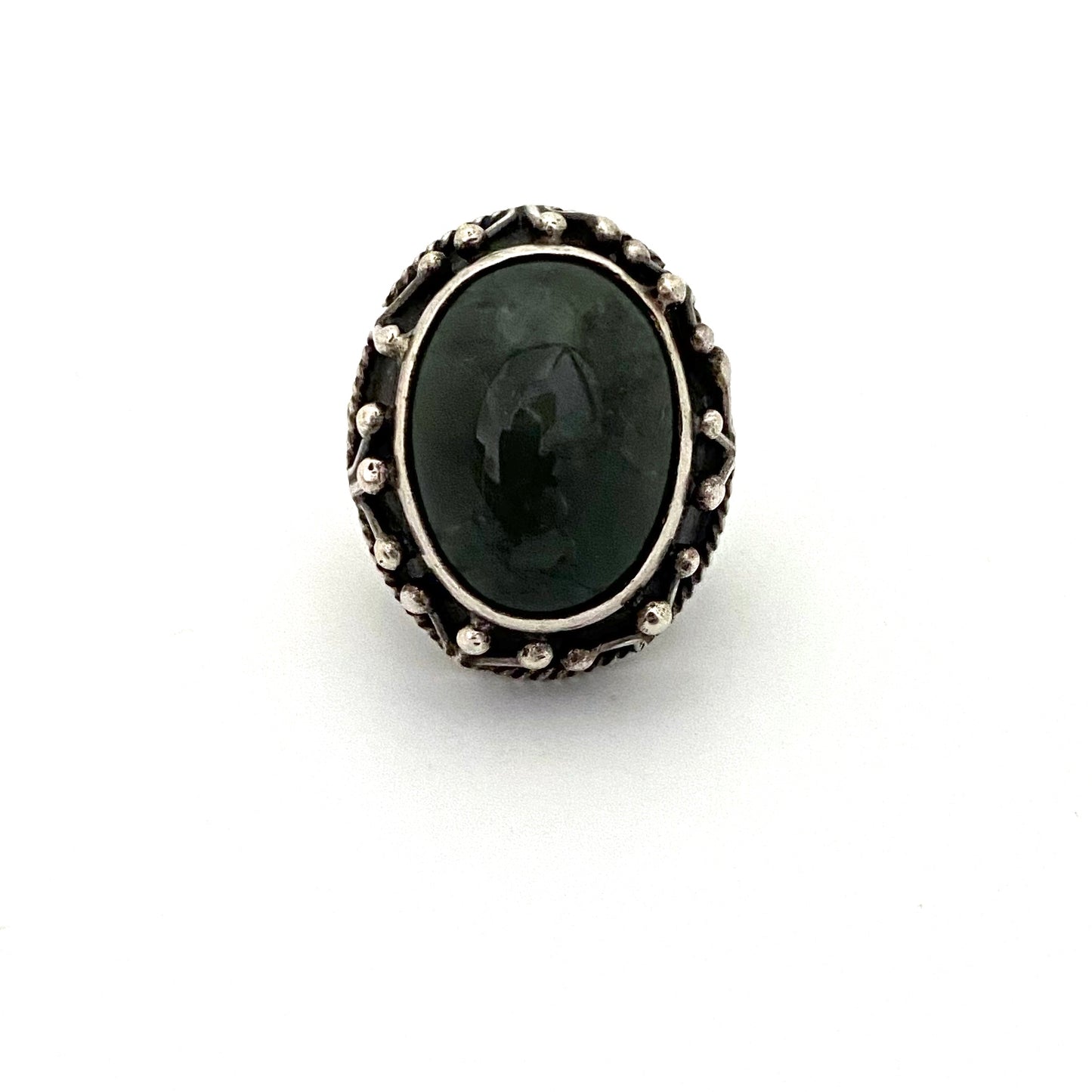 ORNO large green stone ring