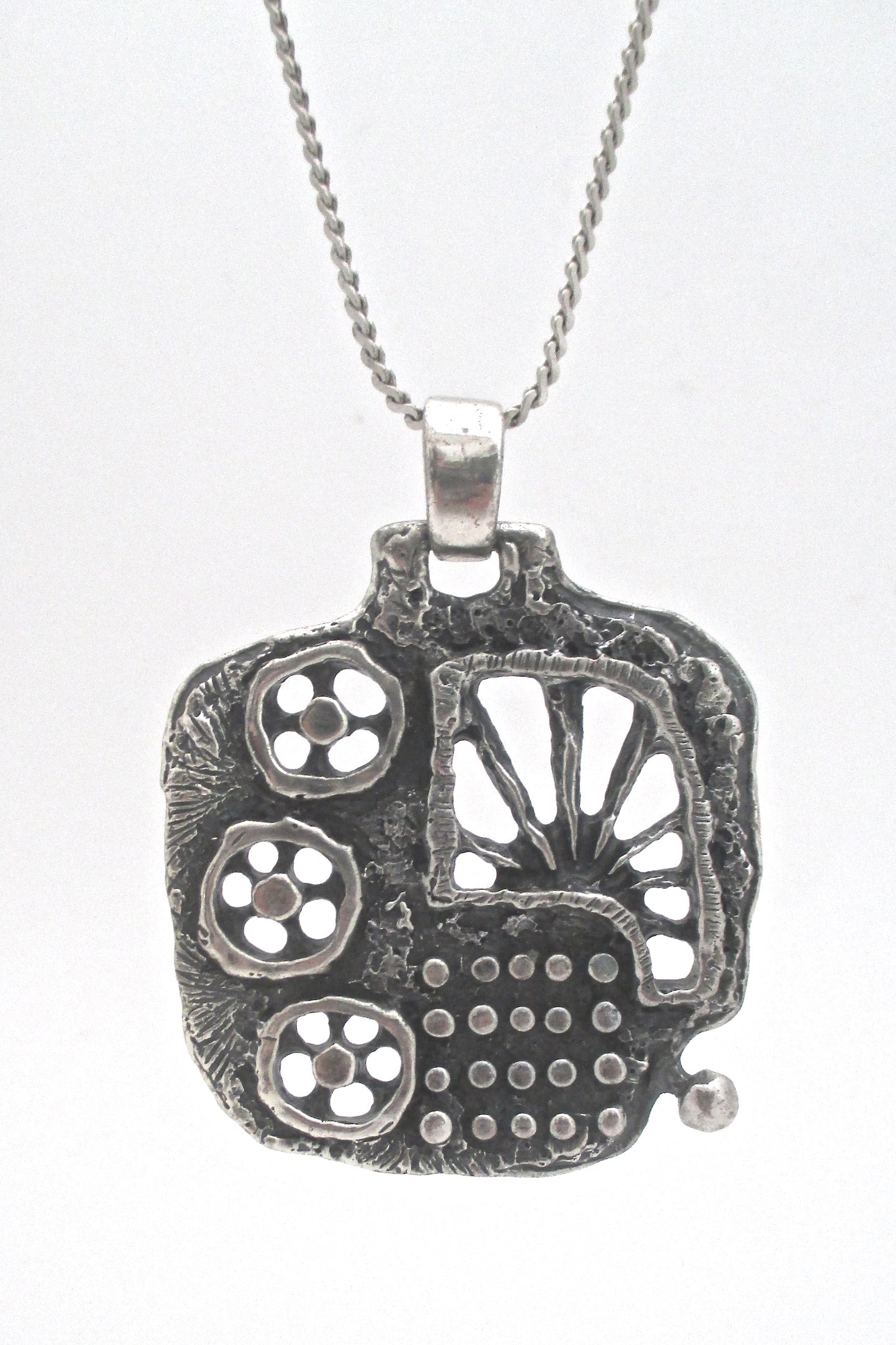 detail Guy Vidal Canada large vintage brutalist pewter necklace mid century jewelry