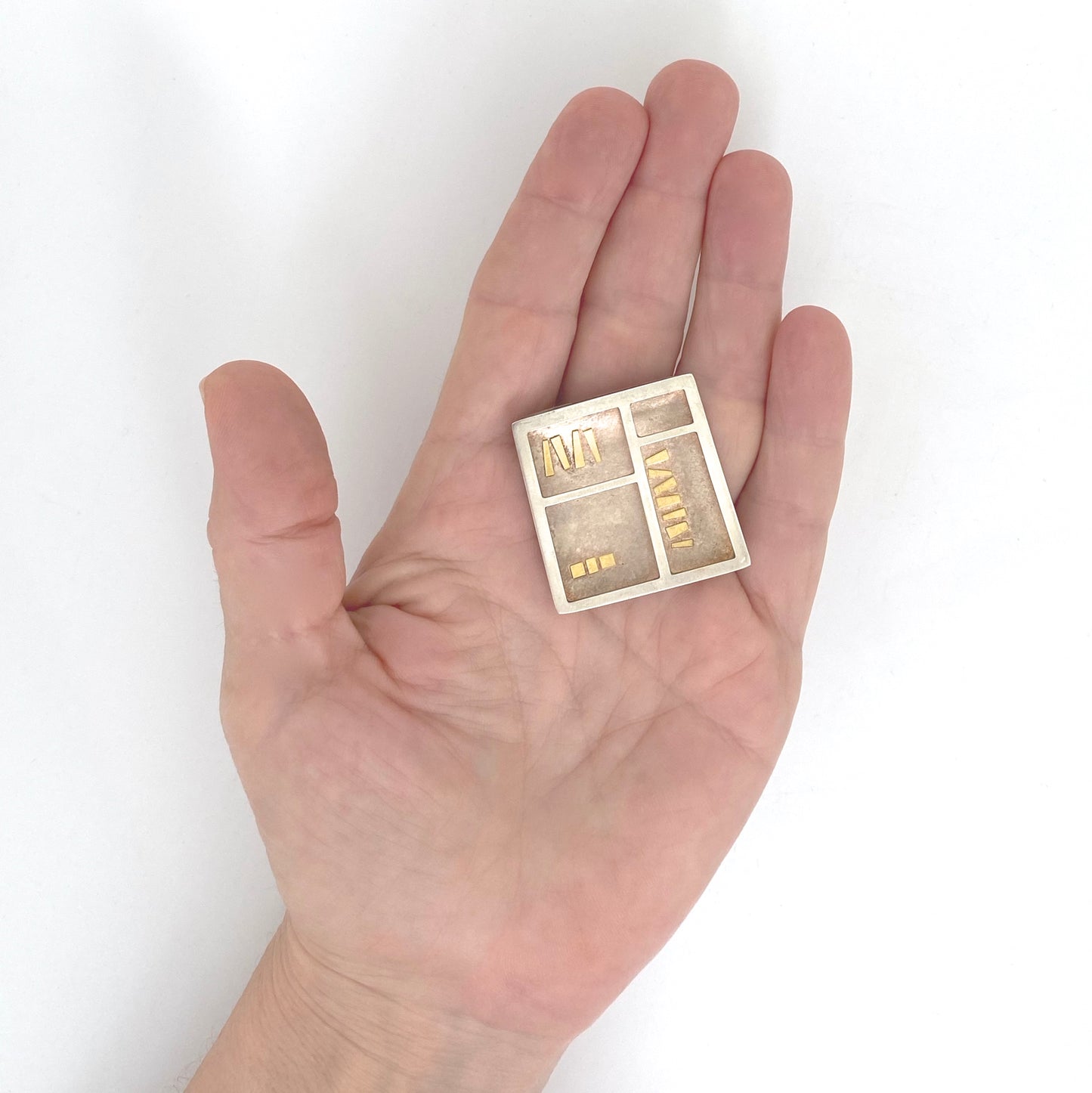 scale vintage silver & 22k gold brooch signed postmodern jewelry design