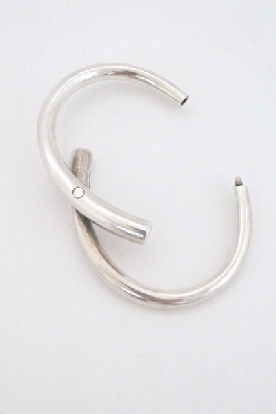 Aage Weimar sleek & heavy silver bracelet - hidden closure
