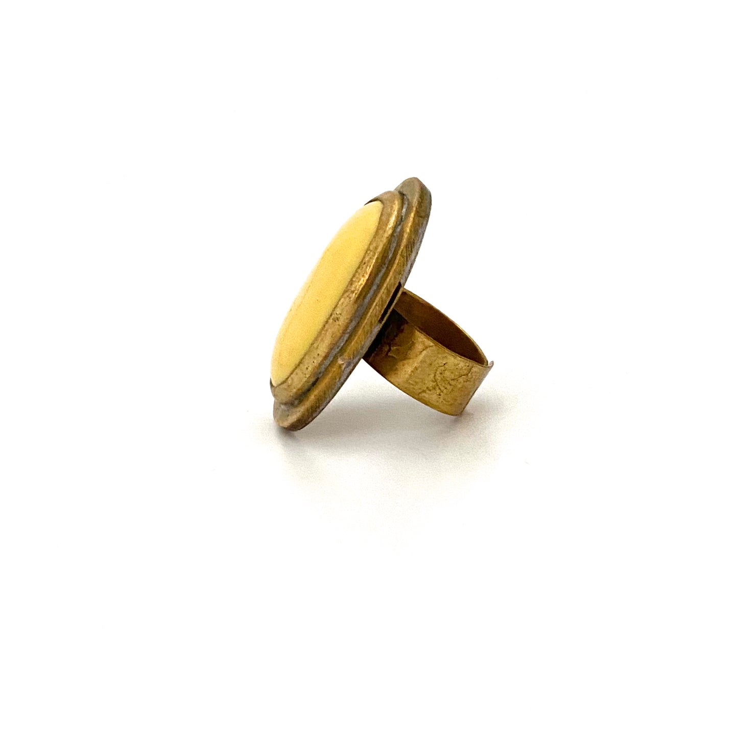 profile Rafael Alfandary Canada large vintage oval brass ring butter yellow glass cabochon