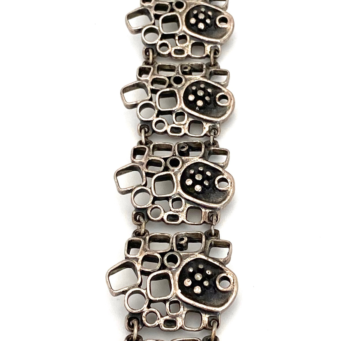 detail Guy Vidal Canada vintage brutalist pewter openwork and shadowbox panel link bracelet