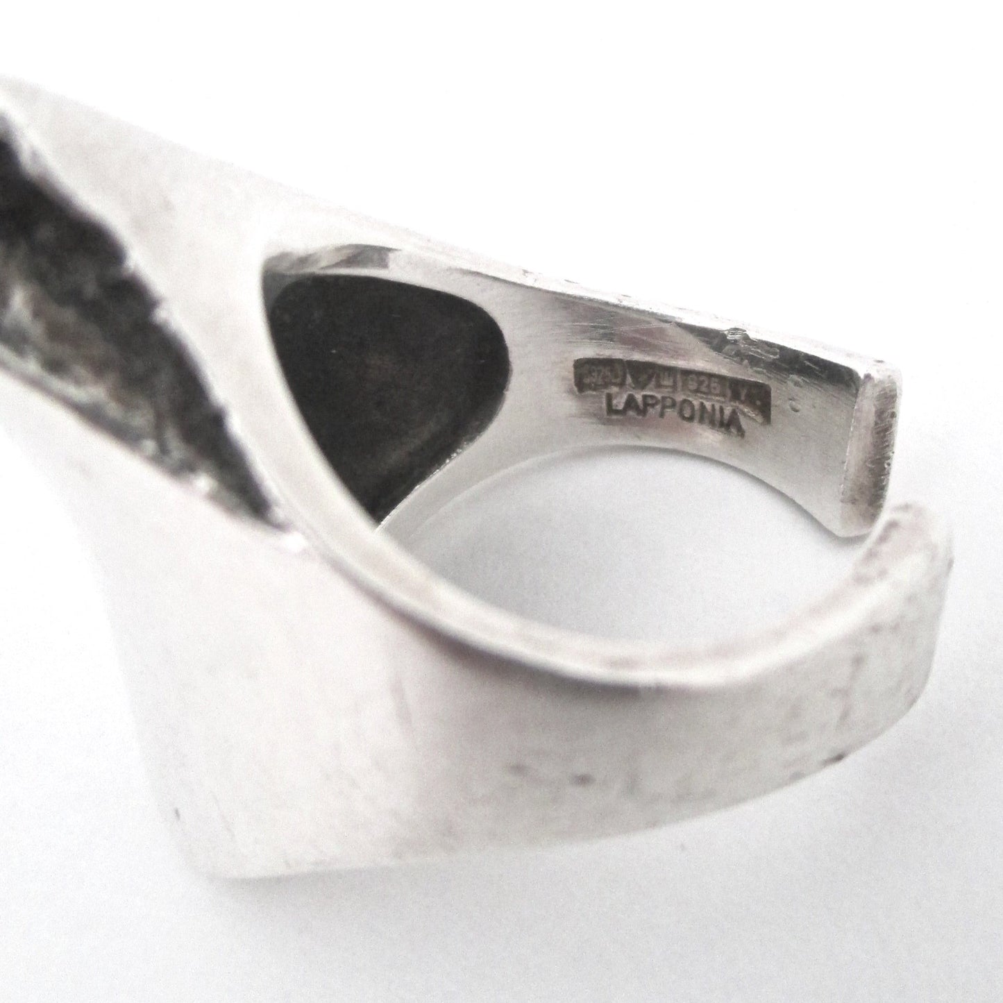 Poul Havgaard for Lapponia sculptural silver 'Balance' ring 1976