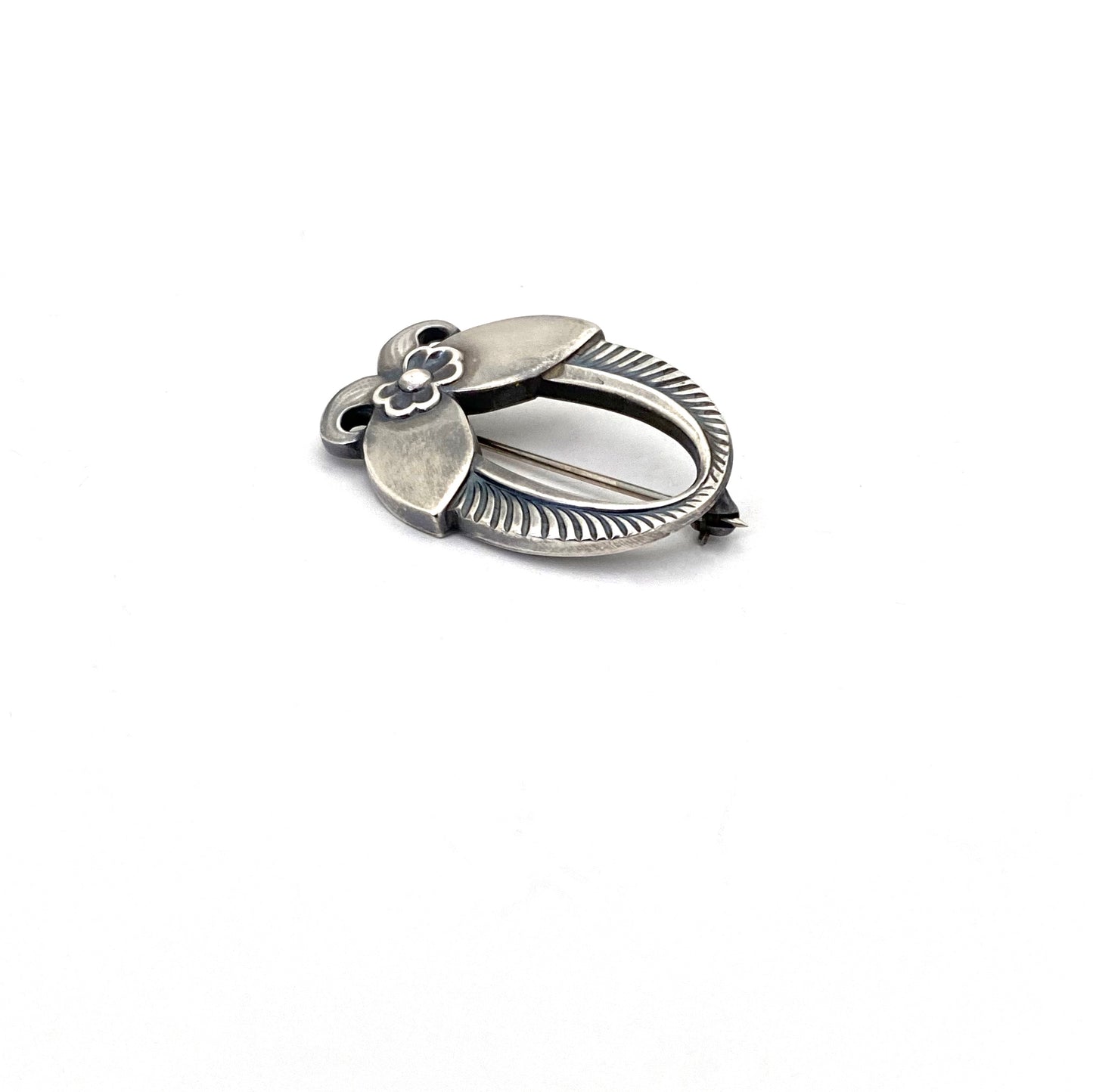 detail Georg Jensen Denmark vintage silver Cactus brooch 227 Gundolph Albertus Scandinavian jewelry design