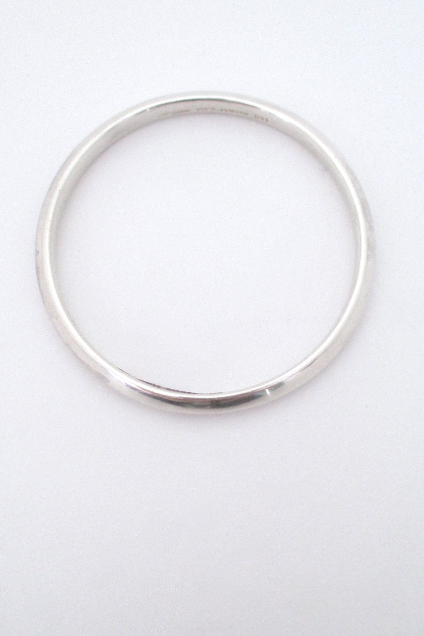 Hans Hansen silver 'V profile' bangle #241