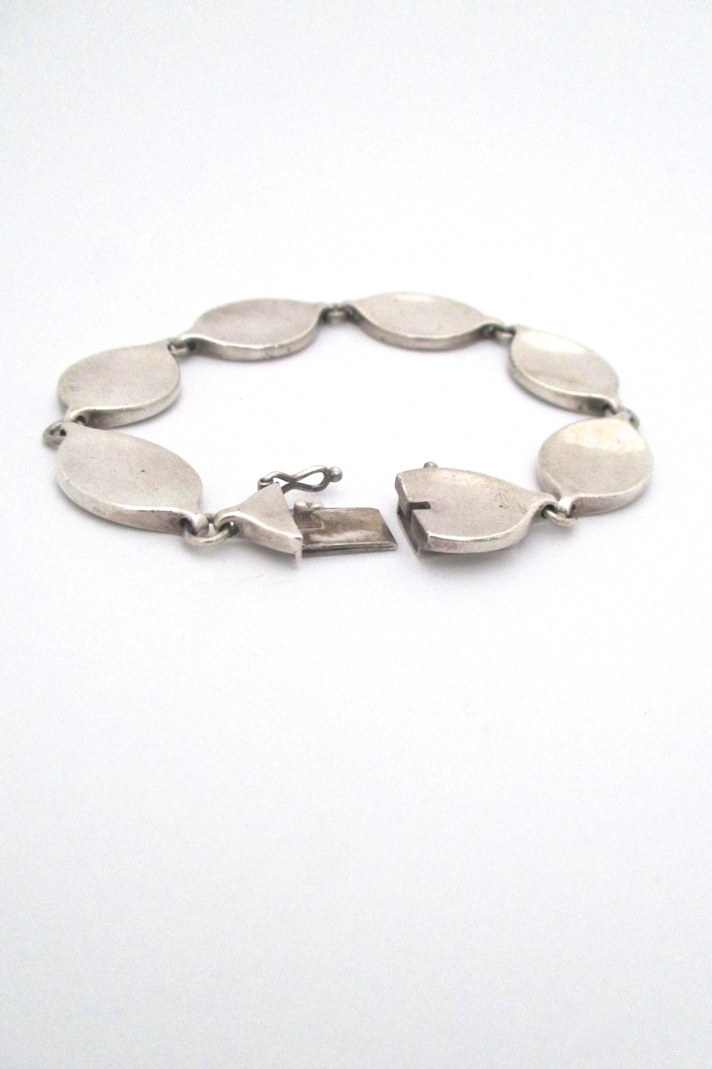closure Georg Jensen Denmark vintage silver heavy link bracelet 171 by Flemming Eskildsen Scandinavian Modernist design