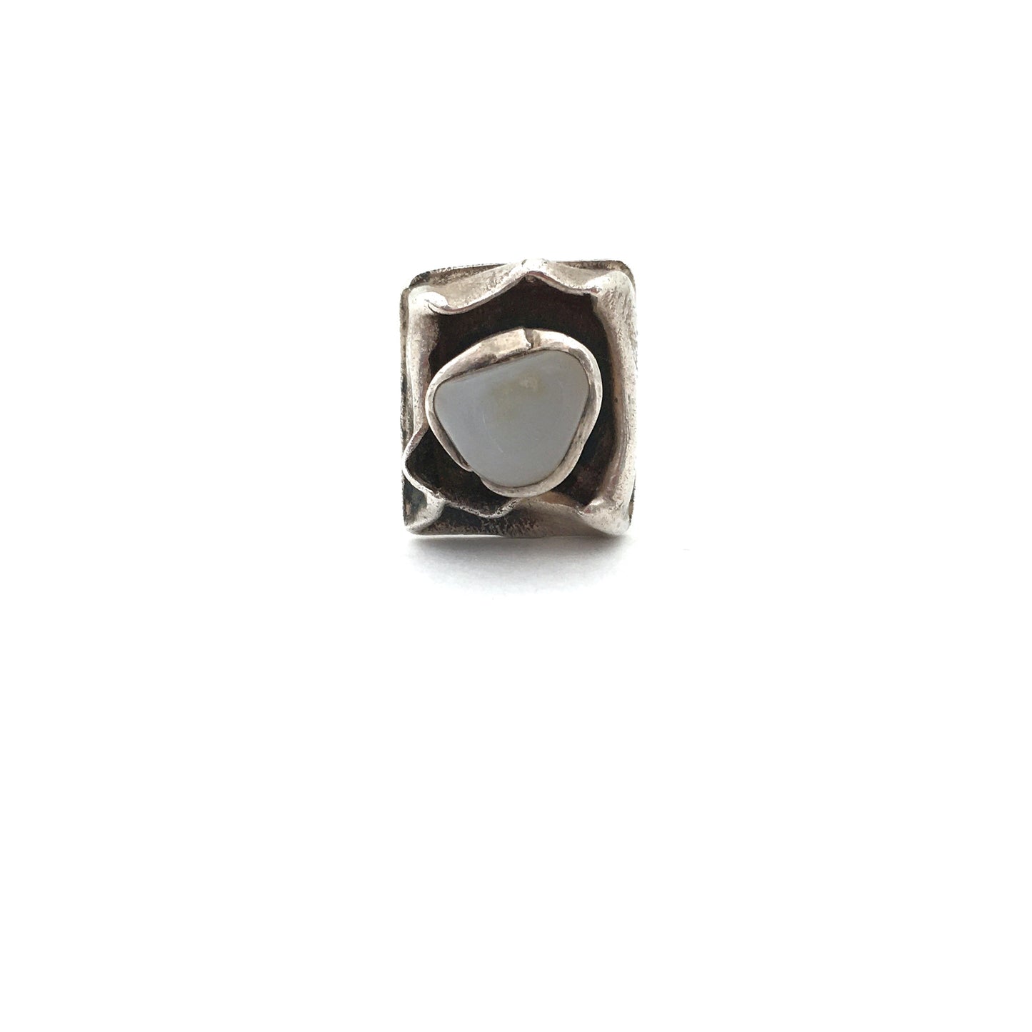Jens Peter Clausen Gudjonsson brutalist silver & agate shadowbox ring