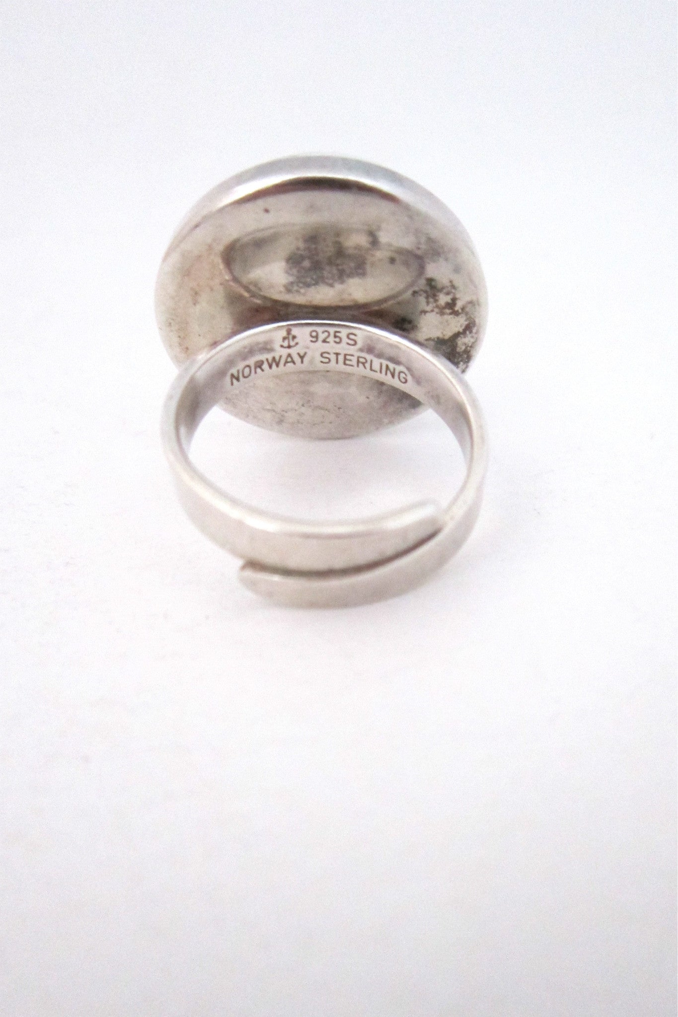 Porsgrund 'gold vines' porcelain ring