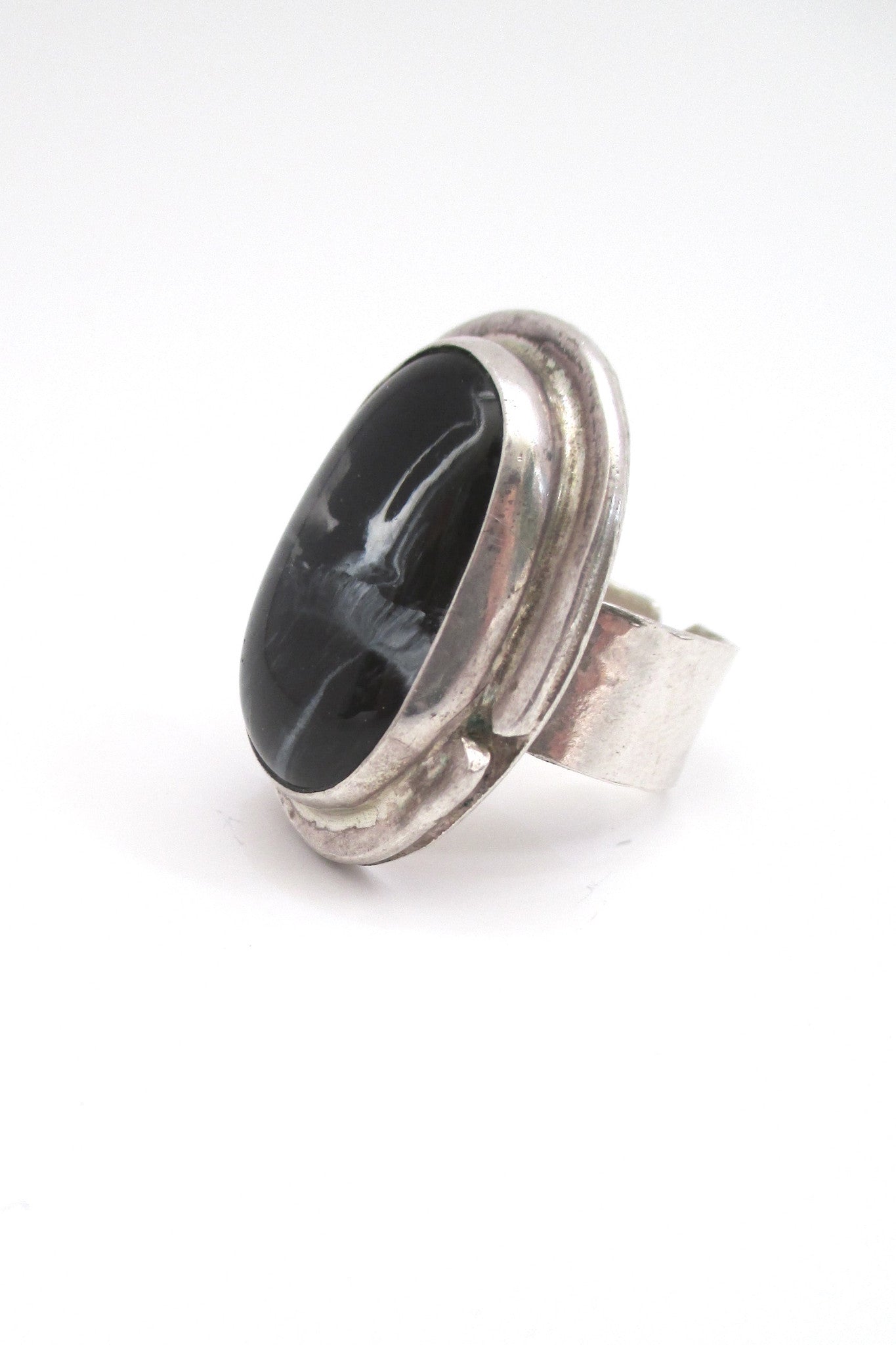 Rafael Alfandary Canada vintage brutalist sterling silver black swirl stone ring