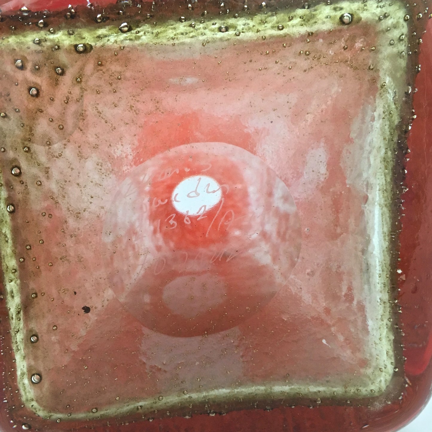 Ekenas large blown glass vase by John Orwar Lake ~ signed