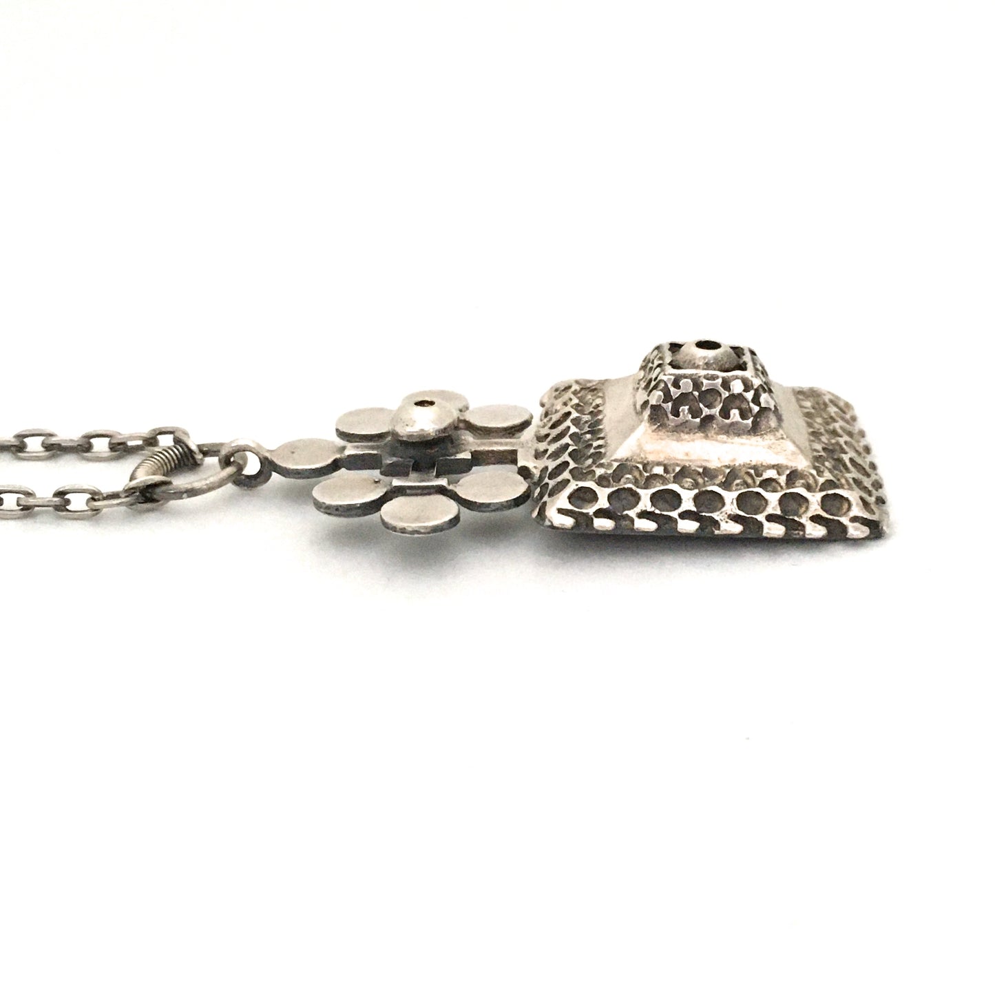 profile Pentti Sarpaneva for Turun Hopea Finland large dimensional silver pendant necklace Scandinavian Modern jewelry design