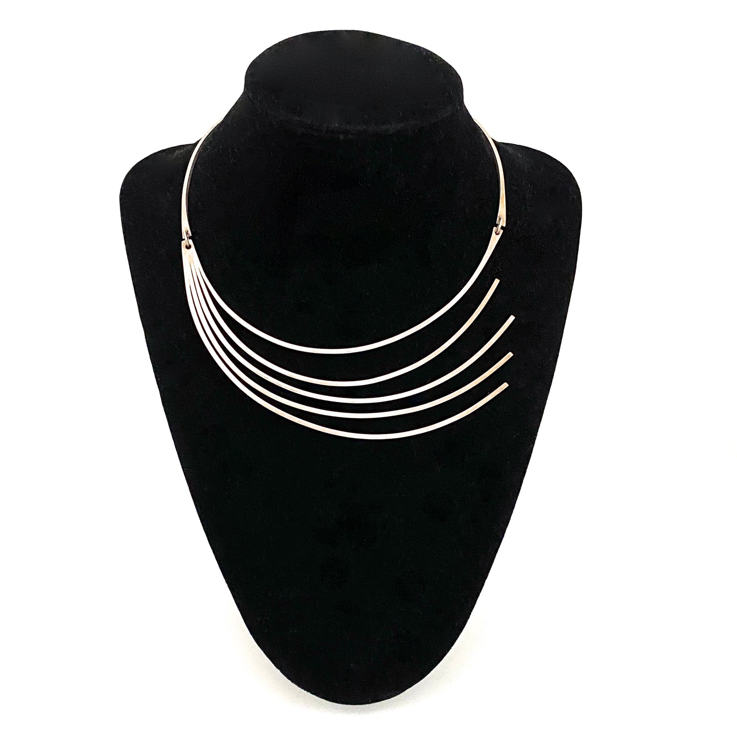 detail Betty Cooke USA vintage silver spray choker necklace American Modernist jewelry design 1960s 1970s