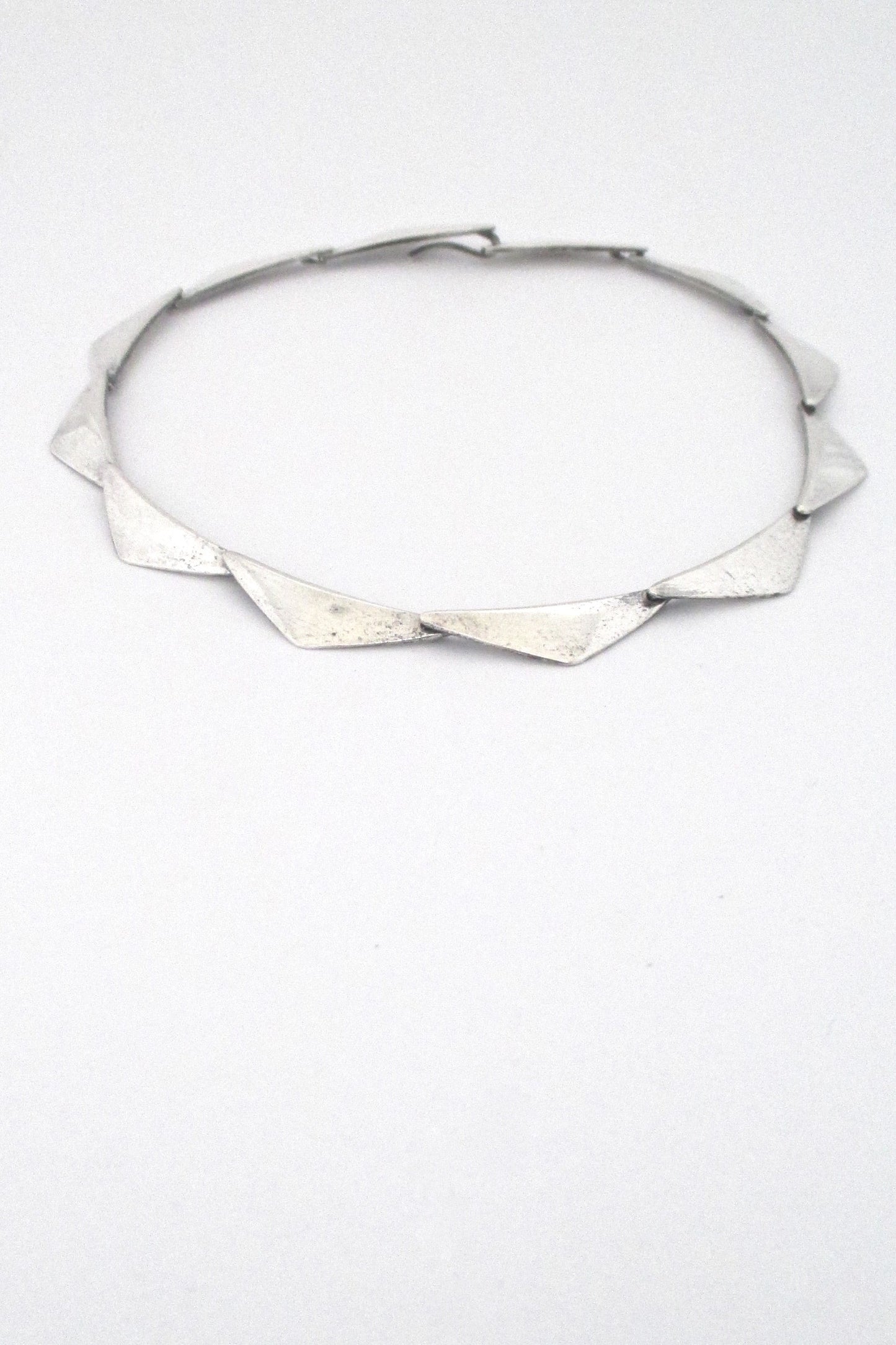 Hans Hansen 'Peaks' choker necklace