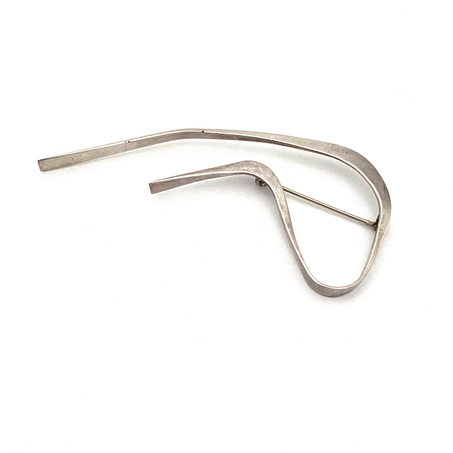 Betty Cooke large freeform silver brooch