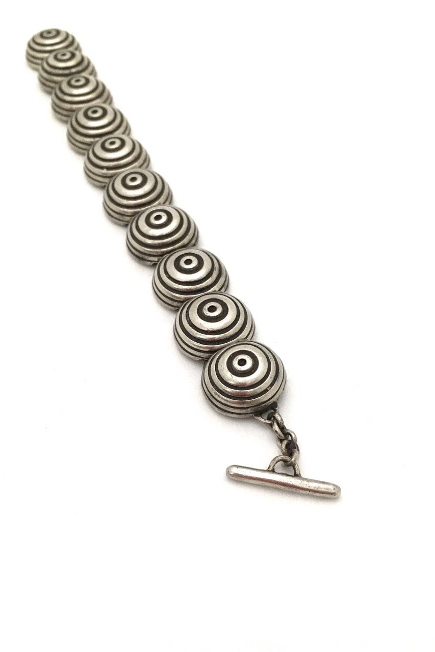 Lisa Jenks USA vintage postmodern heavy silver Target link bracelet