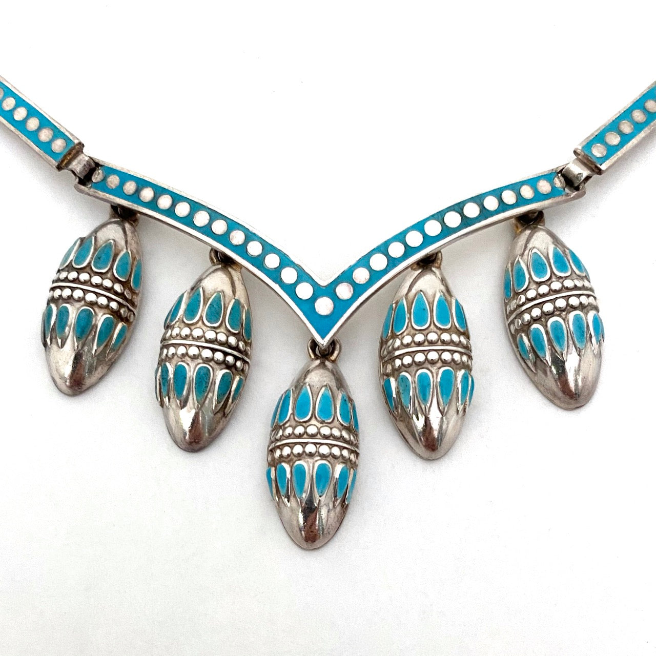 detail Margot Van Voorhies Carr (Margot de Taxco) Mexico vintage silver sky blue enamel kinetic necklace modernist jewelry design