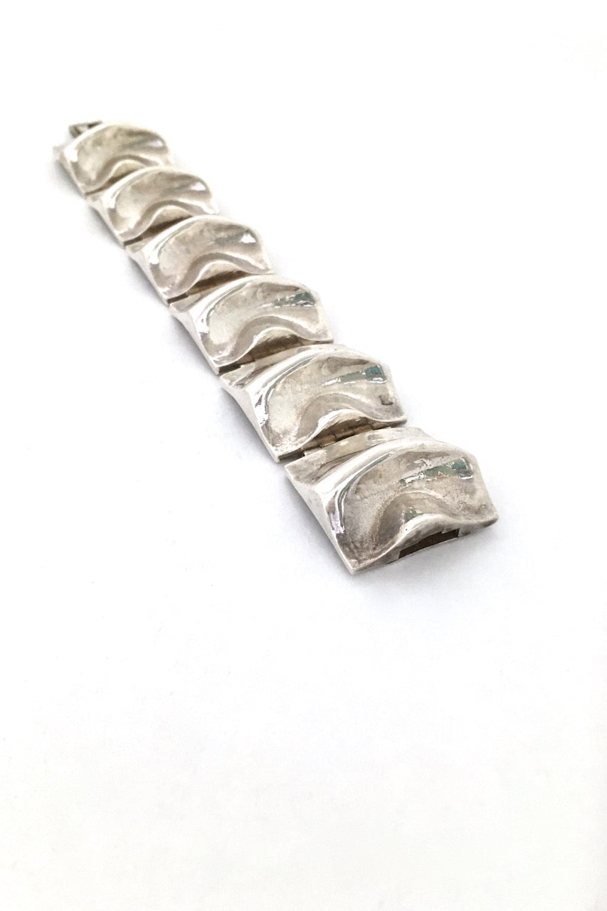 Matti Hyvarinen Finland vintage large deeply textured silver bracelet 1970 Scandinavian Modern design jewelry