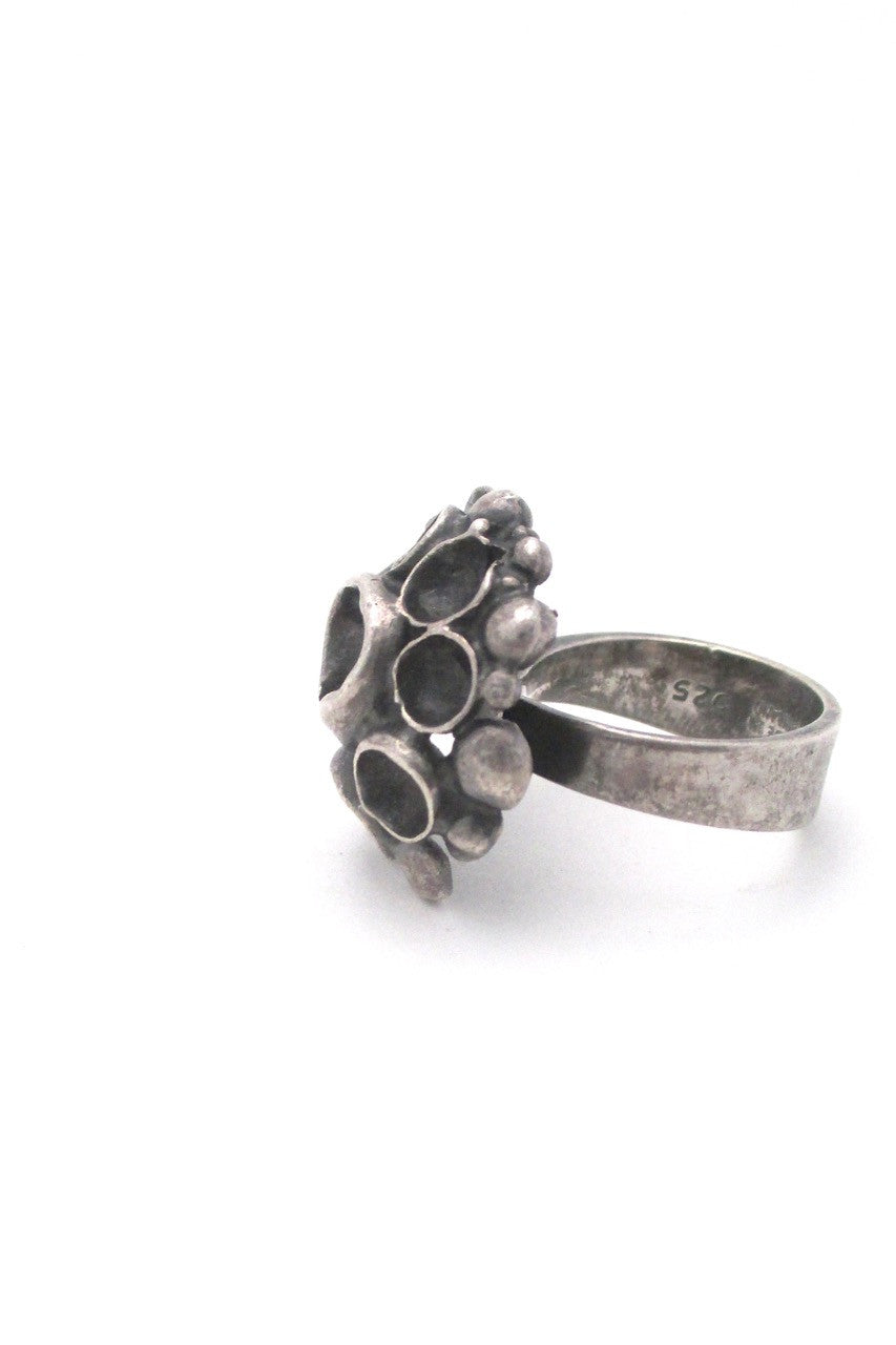Owe Johansson Finland vintage brutalist silver large dome ring