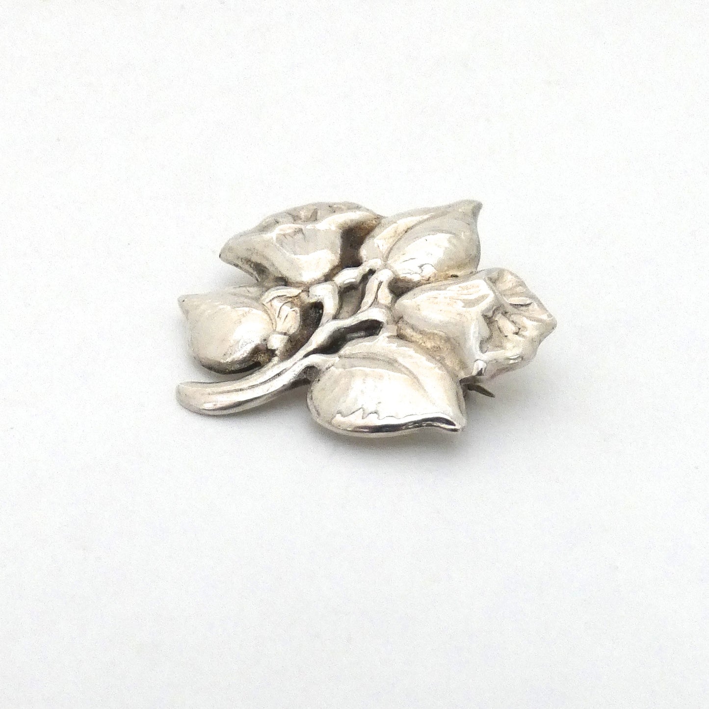 detail Carl Poul Petersen Canada vintage silver floral brooch Georg Jensen apprentice