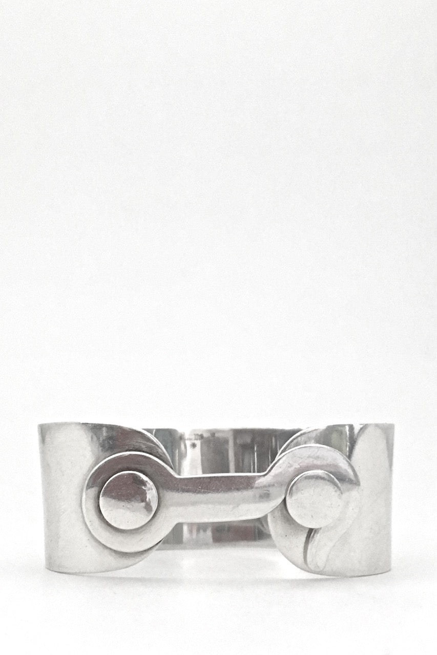 Jose Maria Puig Doria Spain vintage modernist heavy silver hook bracelet