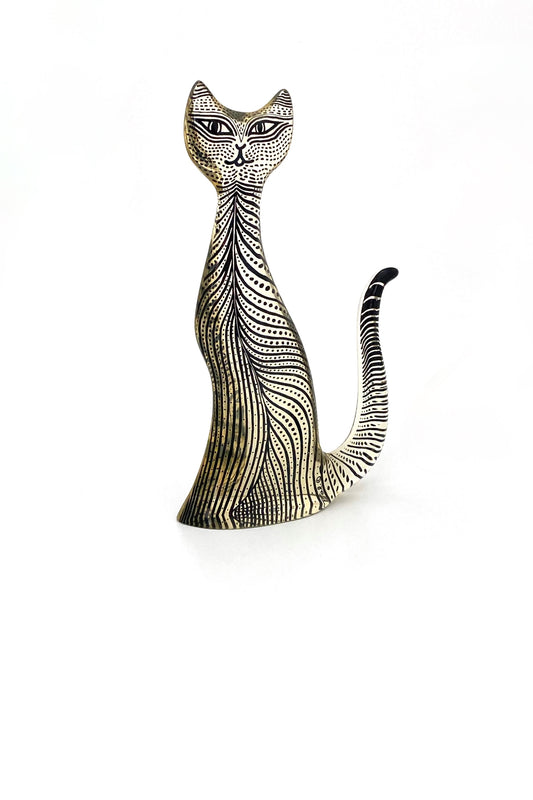 Abraham Palatnik seated cat ~ medium (8")