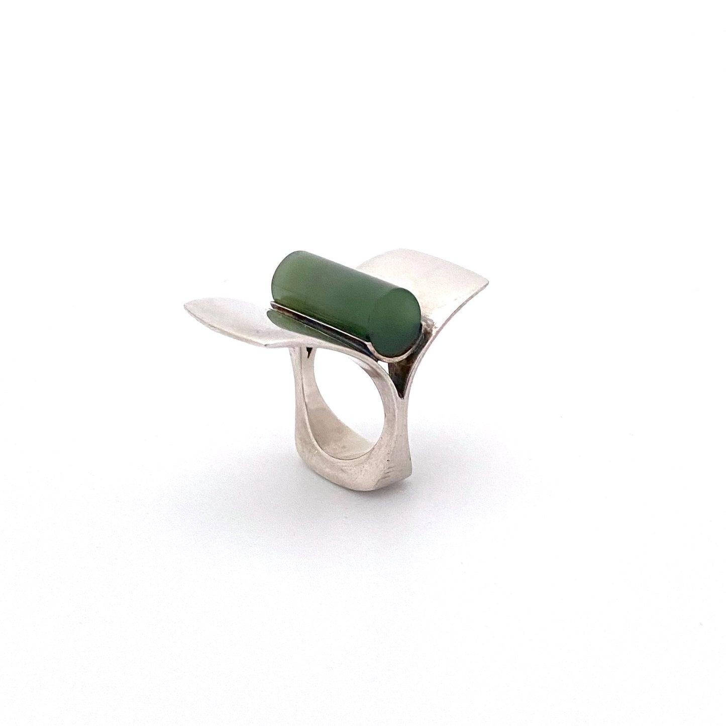 detail Andreas Mikkelsen Denmark vintage silver nephrite jade extra large ring Scandinavian Modernist jewelry design